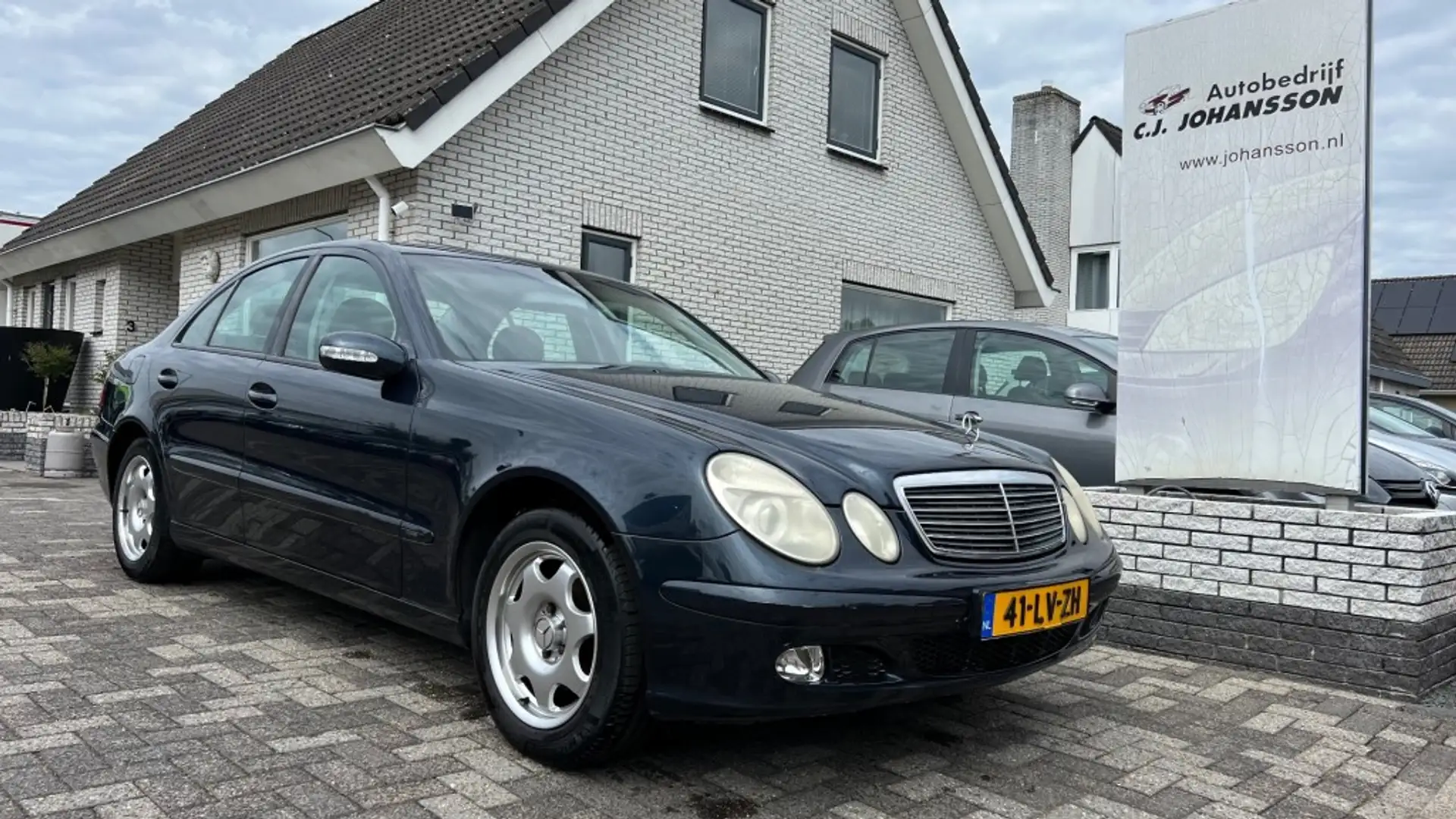 Mercedes-Benz 200 E Klasse Classic Motor kapot!!!! Negro - 1