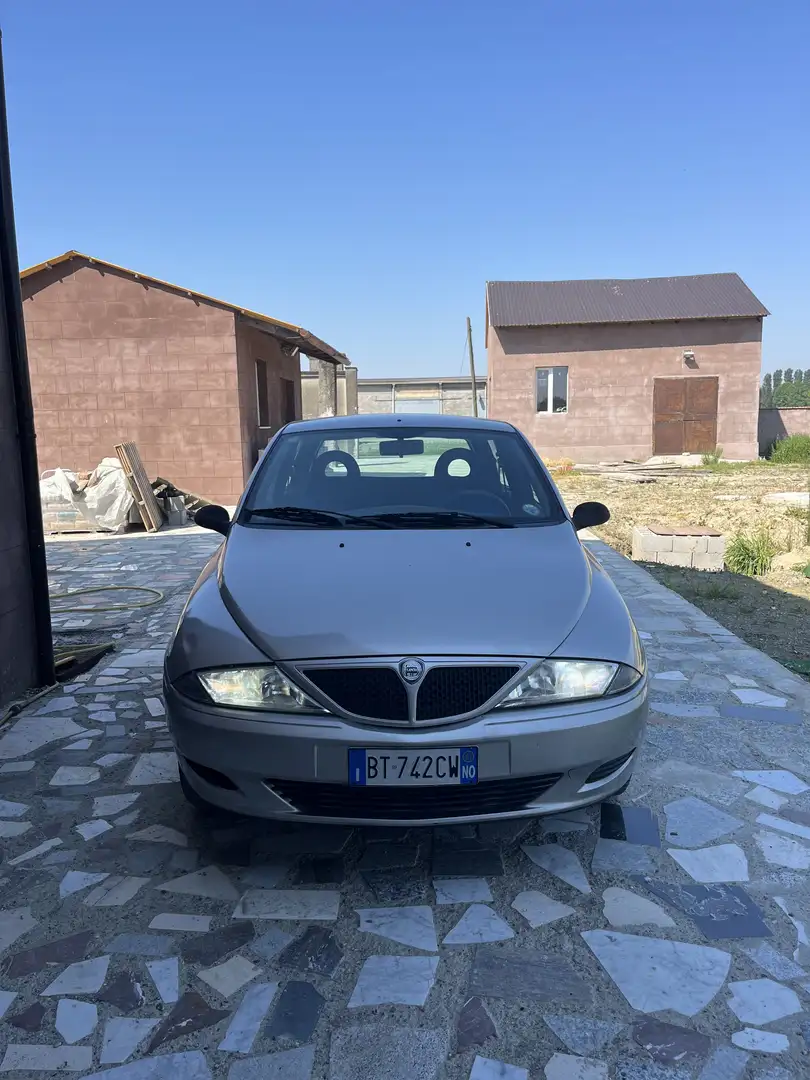 Lancia Ypsilon Y 1.2 Elefantino Blu - 2