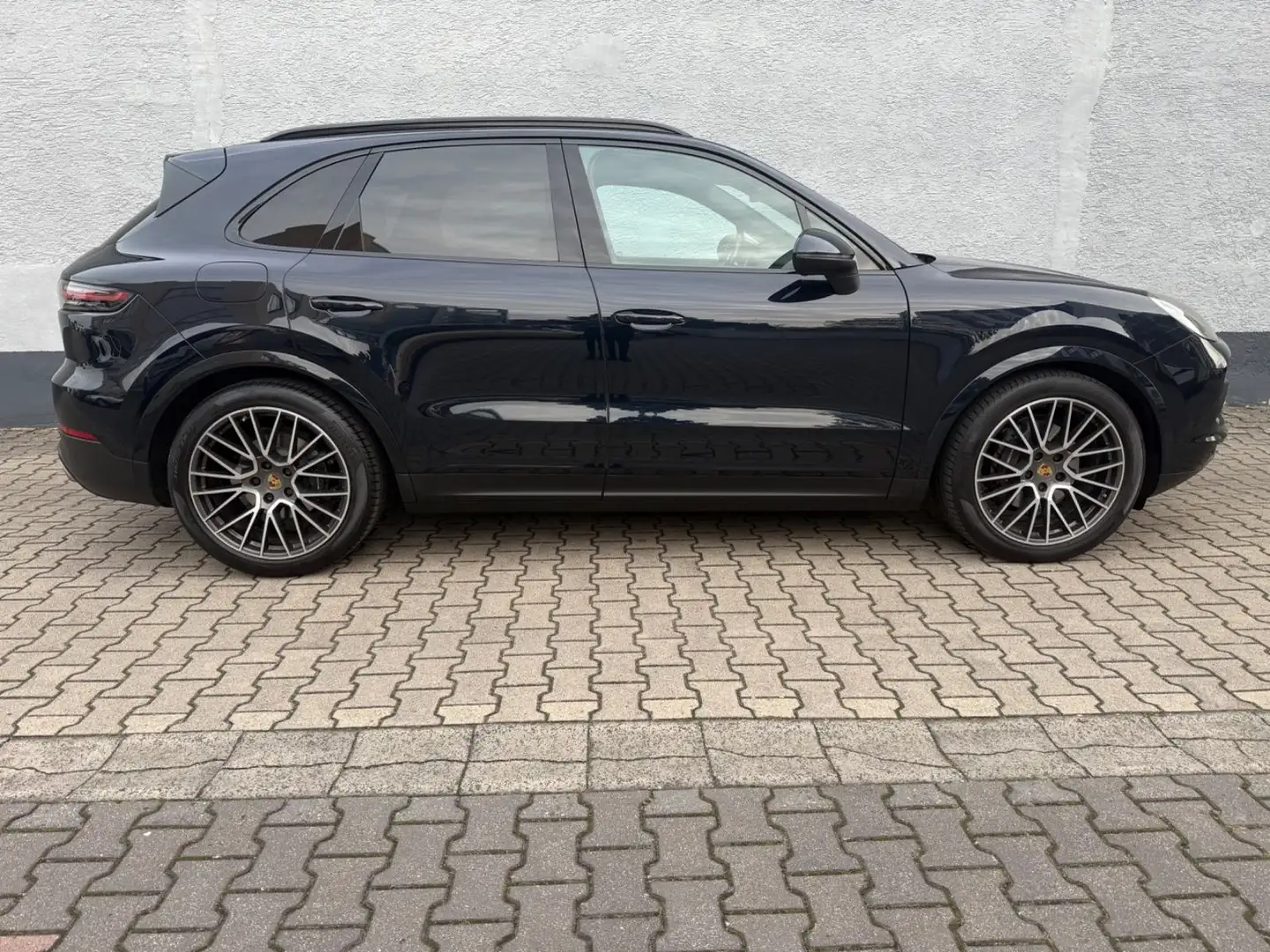 Porsche Cayenne Basis/Pano/4xShz/AHK/Carplay Blau - 2