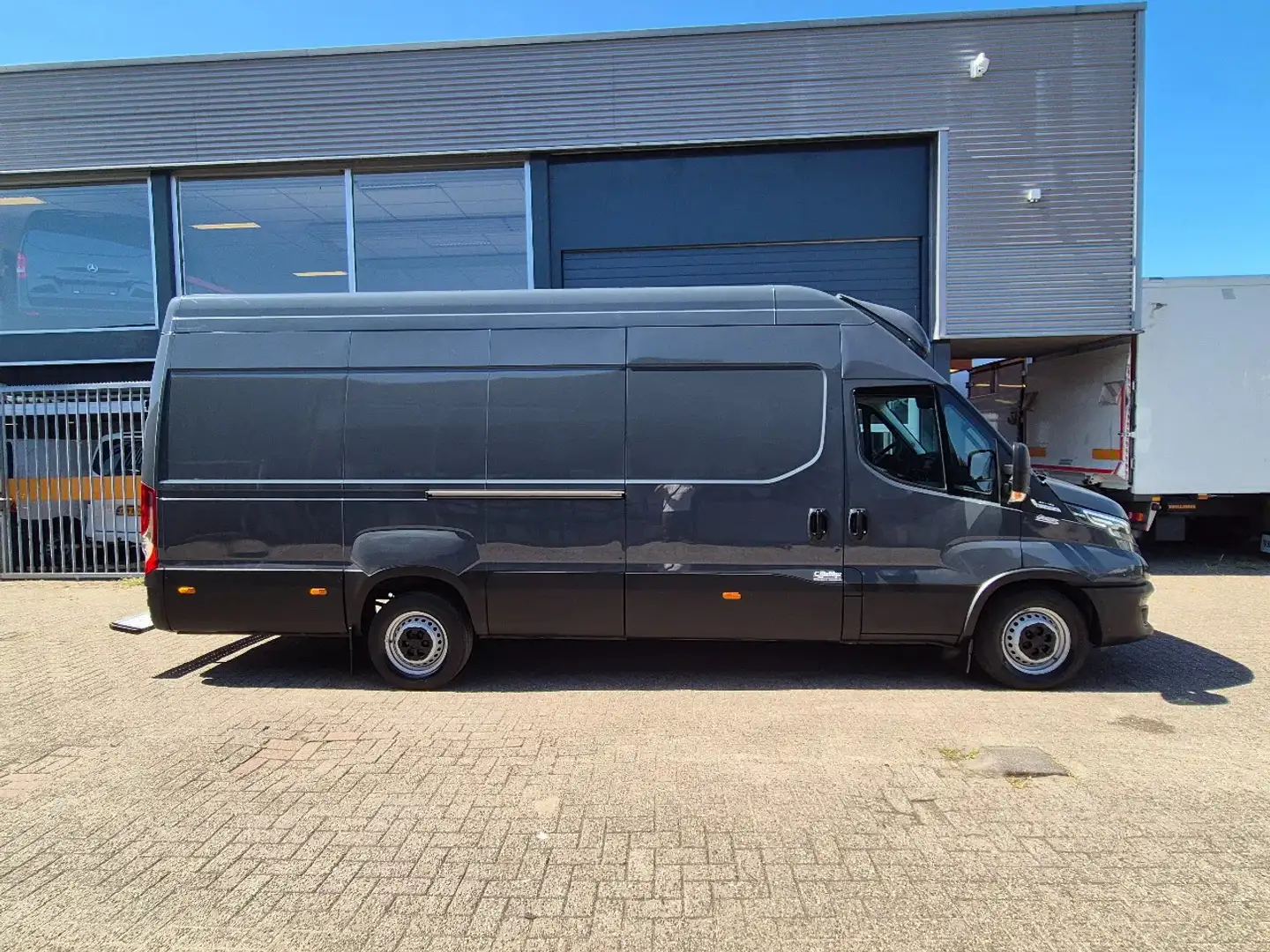 Iveco Daily 35S18 L4H3/ Fleischwagen/ Meattransport/ TK C 450 Gris - 2