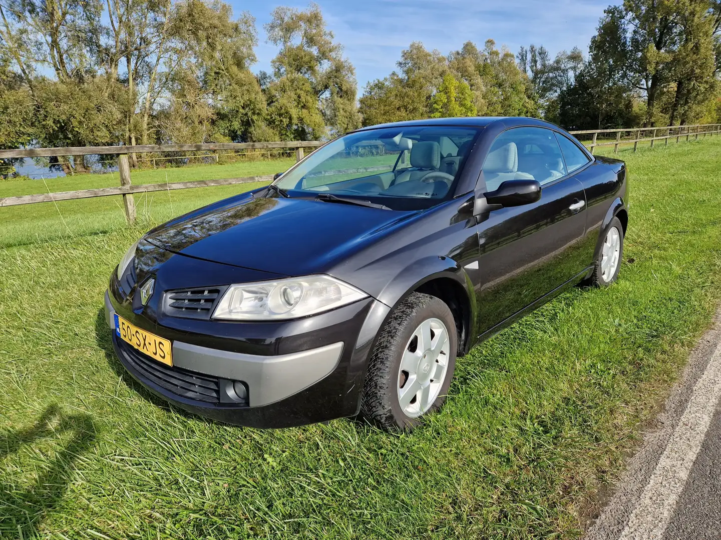 Renault Megane Megane CC 1.6-16V Tech Line LPG-G3 Negro - 1