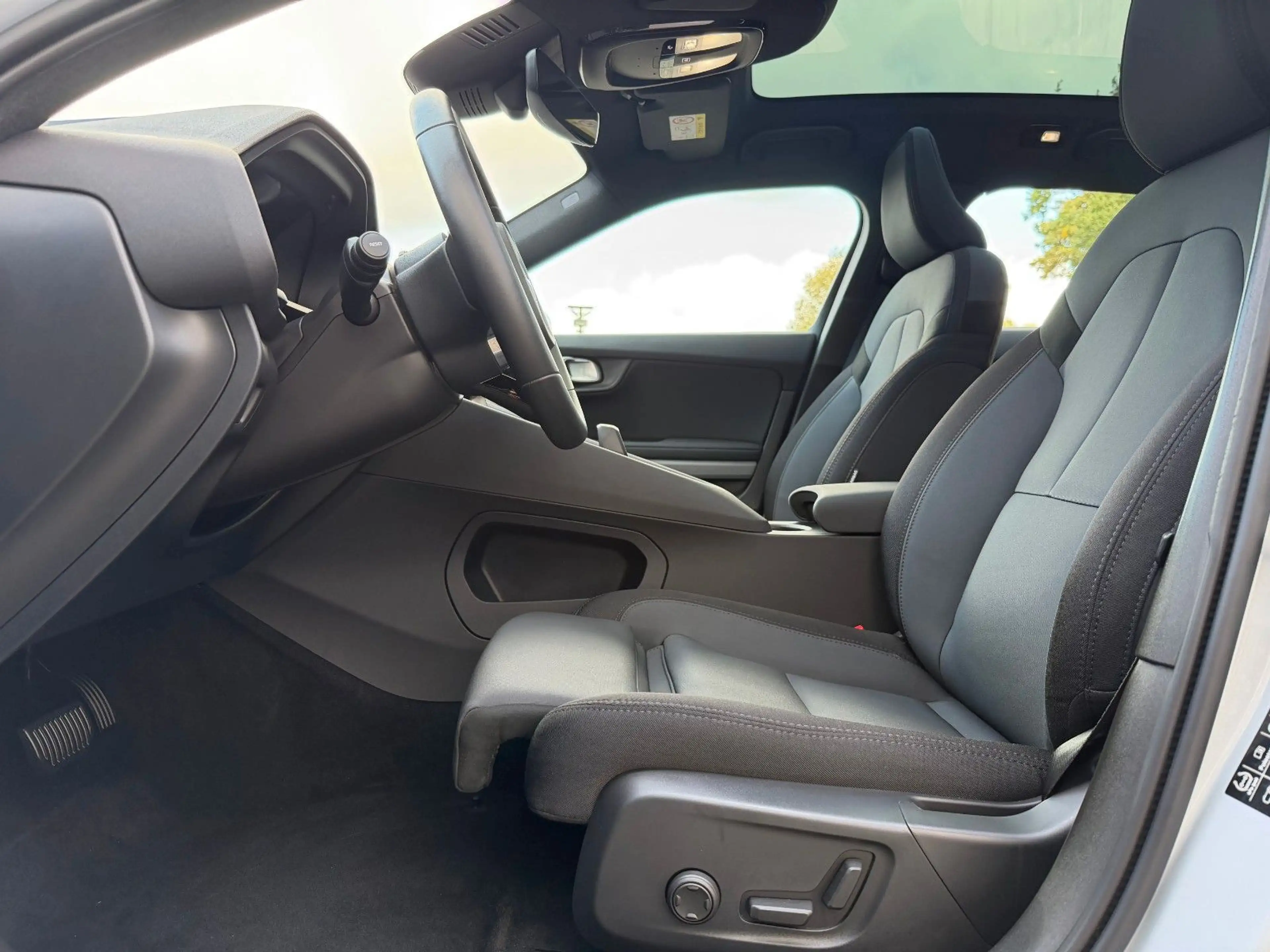Polestar 2 DUAL PILOT+PLUS PAKET*20"ALU*NEUES MODELL* — photo 6
