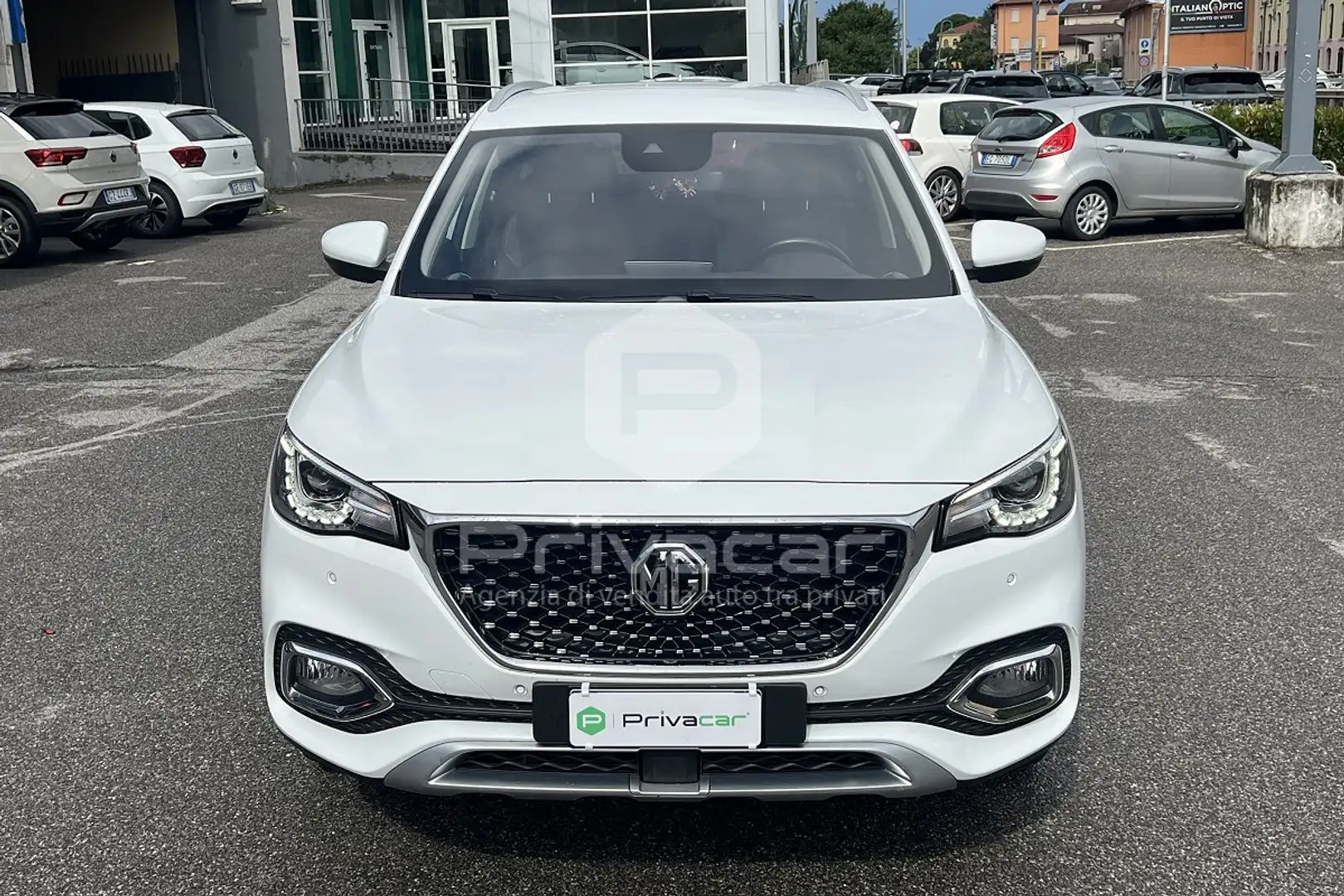 MG EHS Plug-in Hybrid Exclusive Argent - 2