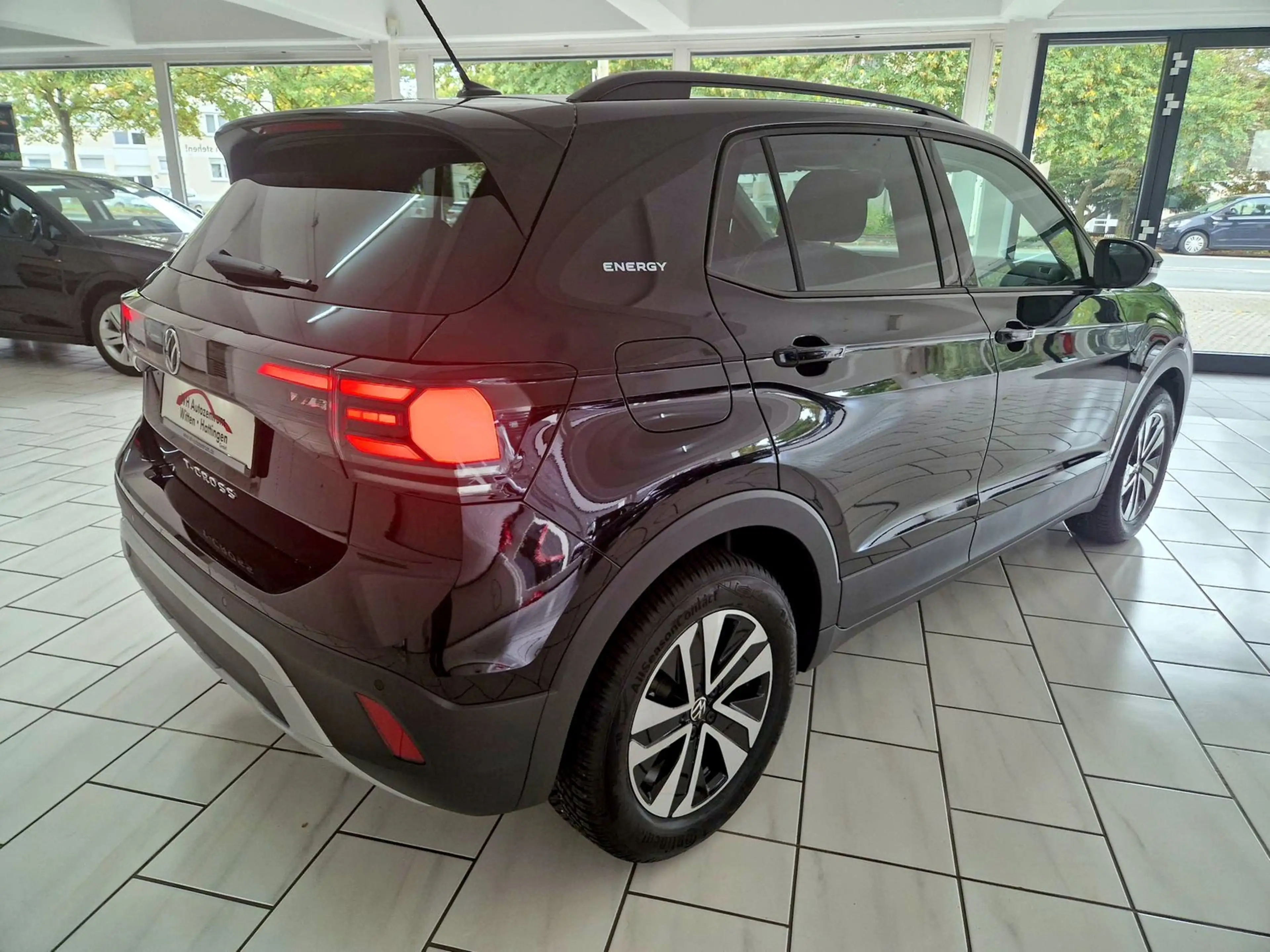 Volkswagen T-Cross 1.0 TSI DSG ENERGY AHK GJ-REIFEN LED PDC APP-CO... — photo 2