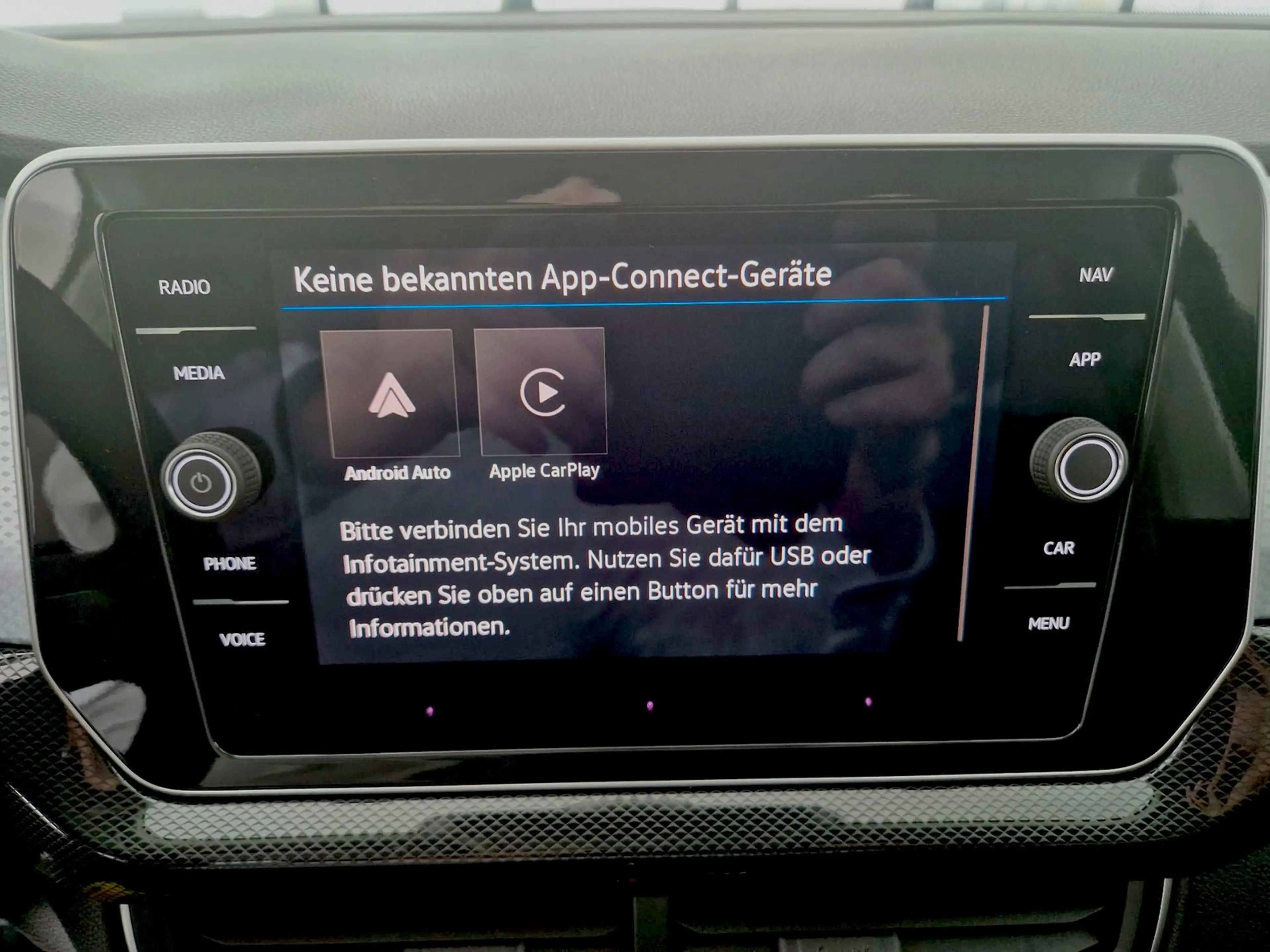 Volkswagen T-Cross 1.0 TSI DSG ENERGY AHK GJ-REIFEN LED PDC APP-CO... — photo 8