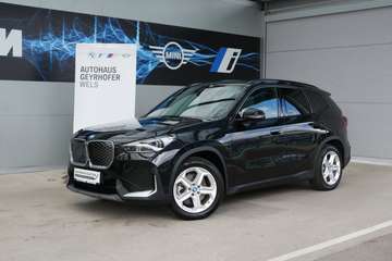 iX1 xDrive30