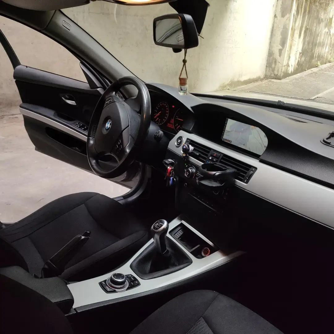 BMW 320 320d Touring Msport FL - 1