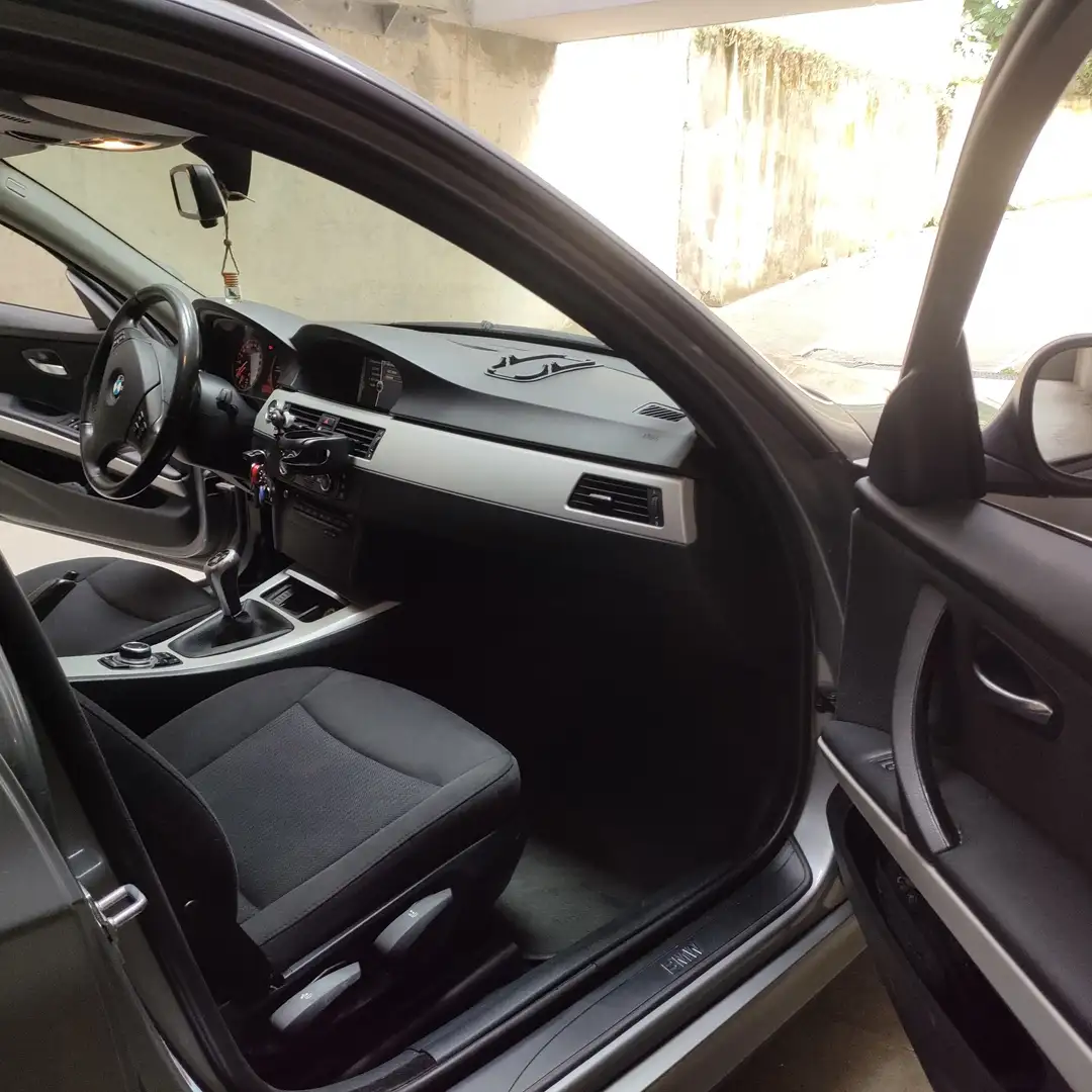 BMW 320 320d Touring Msport FL - 2