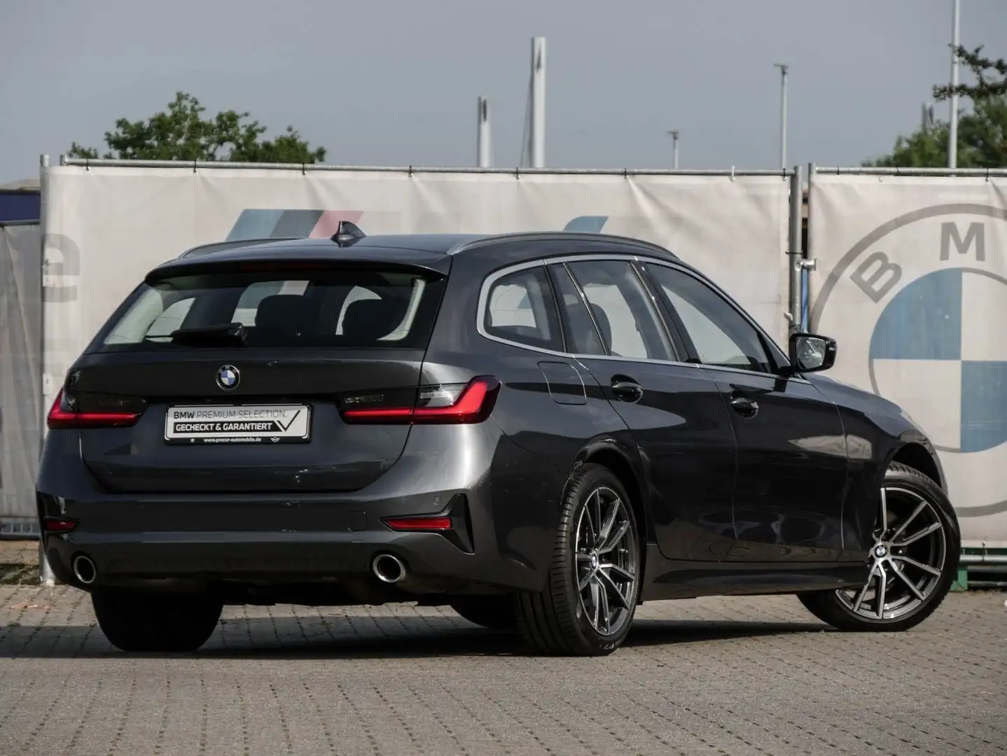 BMW 320 d ADVANTAGE+ACC+DA+HiFi+PDC Grigio - 2
