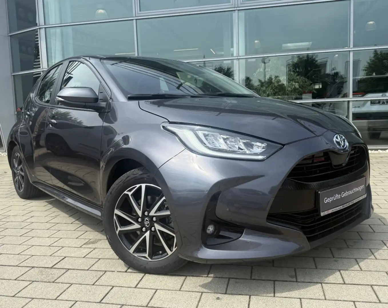 Toyota Yaris Hybrid 1.5 VVT-i Team Deutschland Grigio - 2
