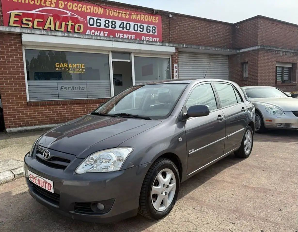 Toyota Corolla 1,4 d4d 90 cv 5 portes clim