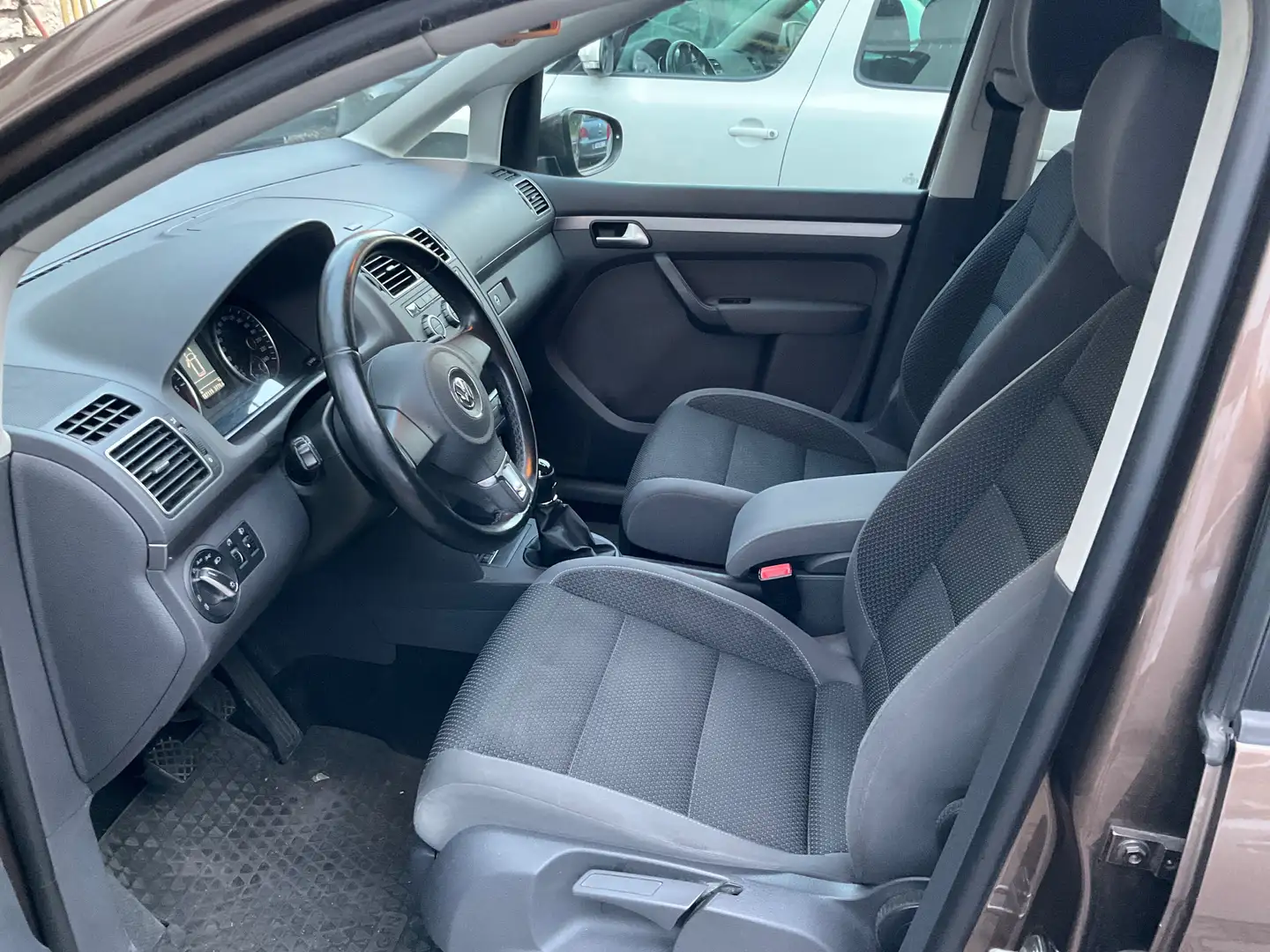 Volkswagen Touran Touran II 1.6 tdi Marrone - 2