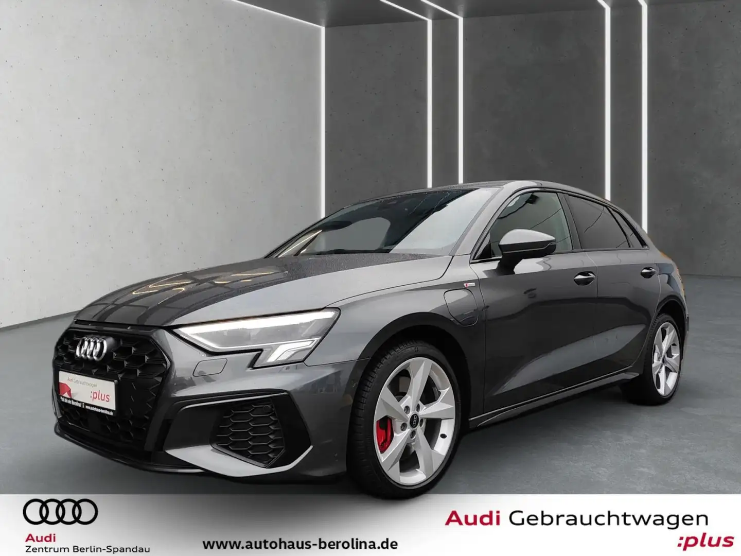 Audi A3 45 TFSI e S line S tronic *NAV+* Grau - 2