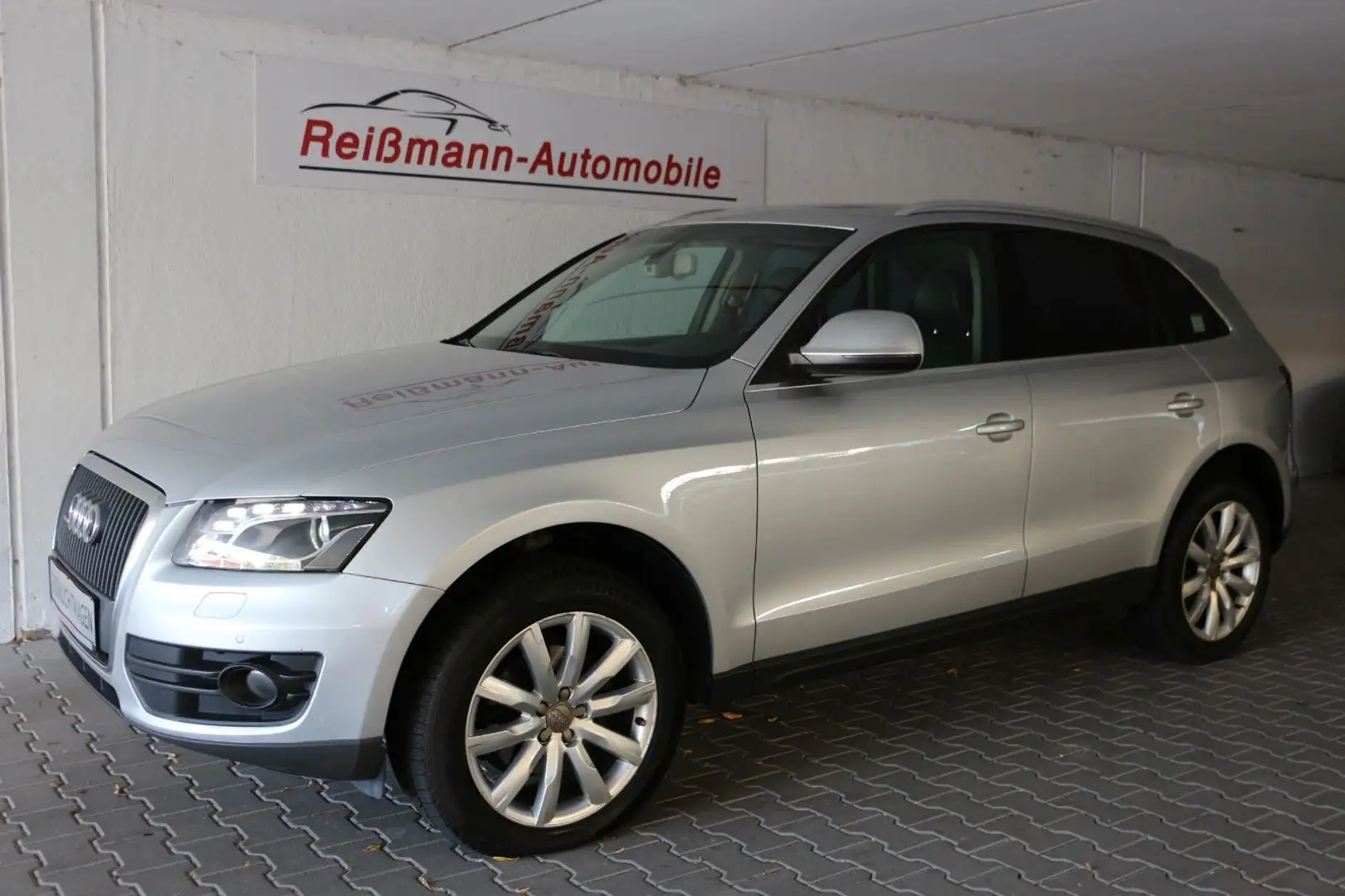 Audi Q5 2.0 TDI 125 kW quattro, Leder, Silber - 2