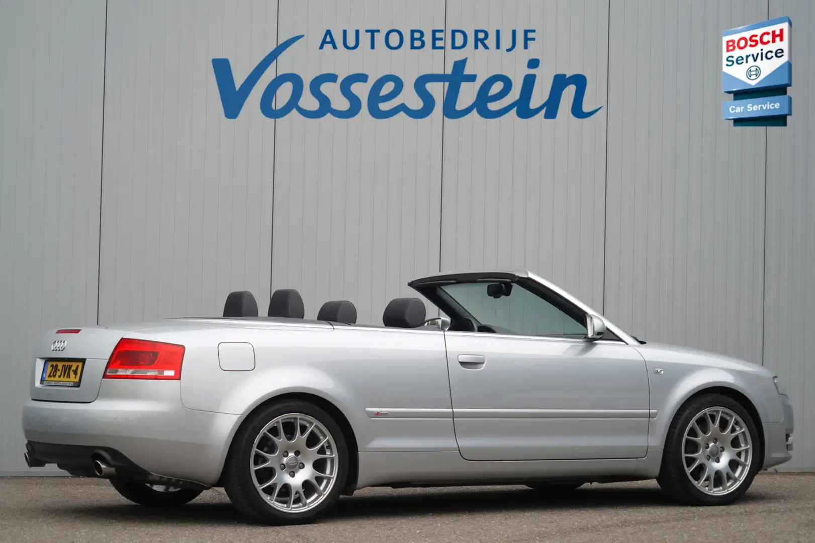 Audi A4 Cabriolet 3.2 FSI quattro Pro Line / S-Line / Bose Grau - 2