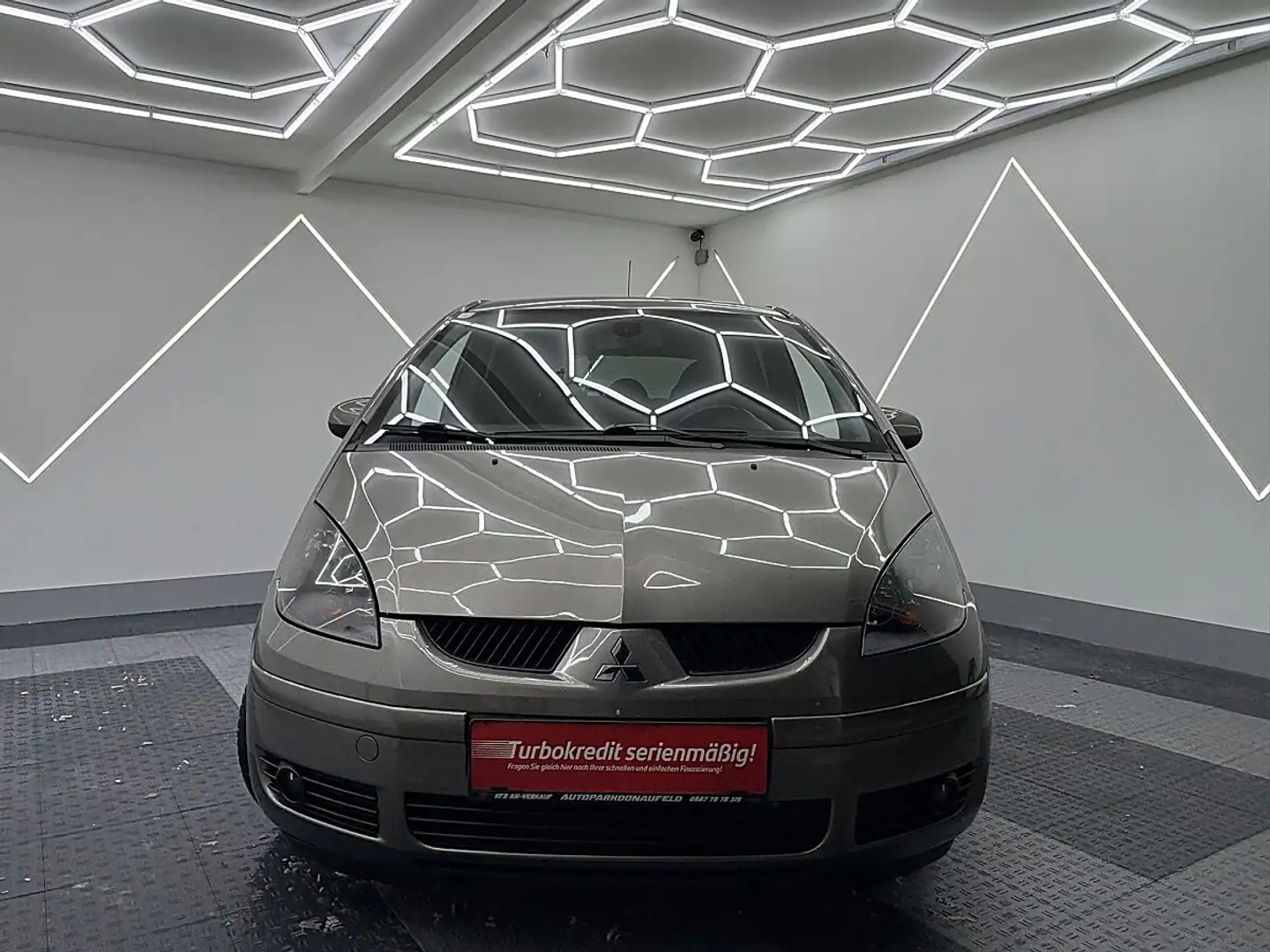Mitsubishi Colt Motion/ERSTBESITZ/NEUES PICKERL/ Braun - 2