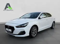 Hyundai i30 Fastback 1.4 T GDI NAVI KAMERA LED