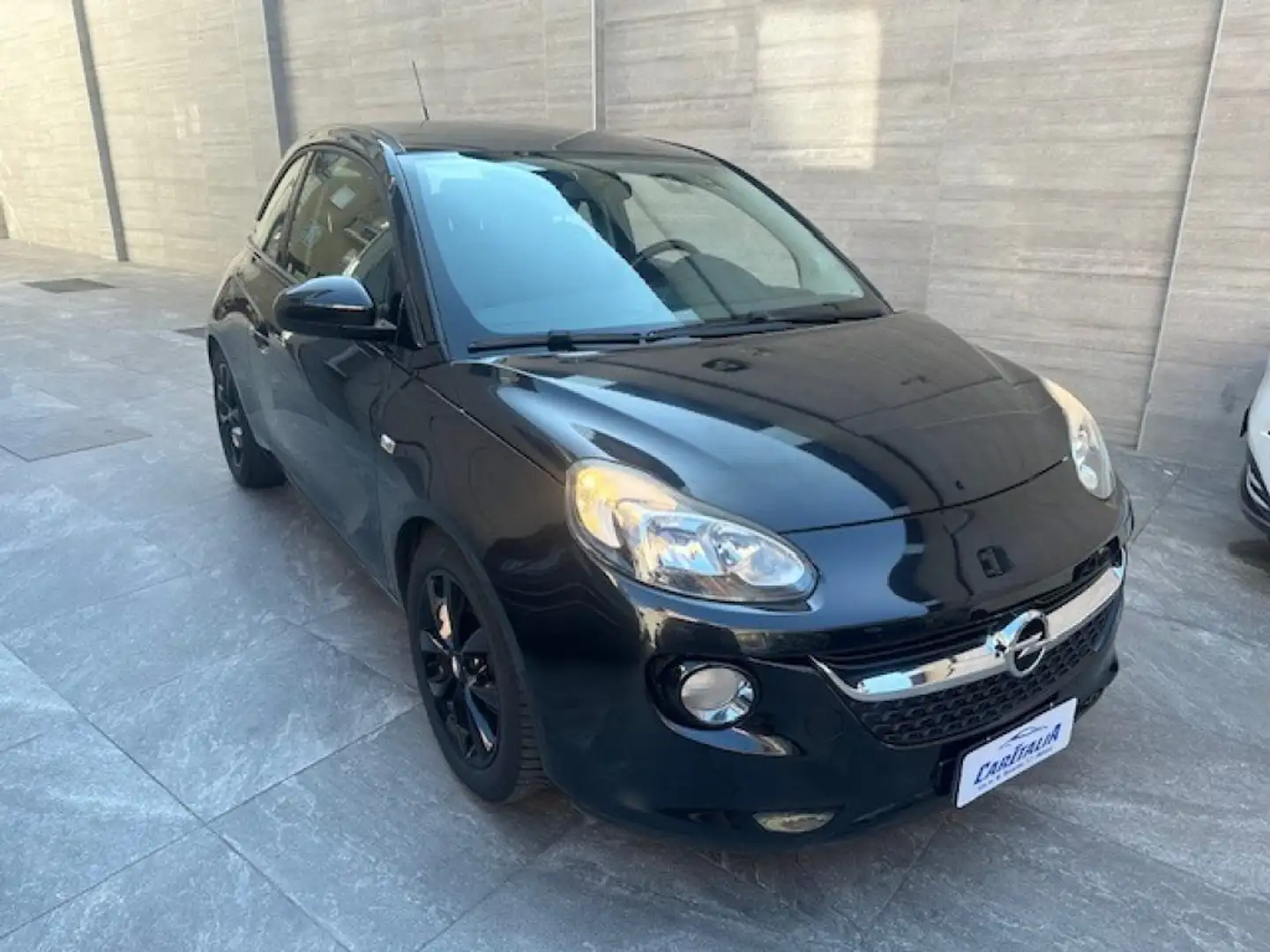Opel Adam 1.2 70 CV Jam Schwarz - 1