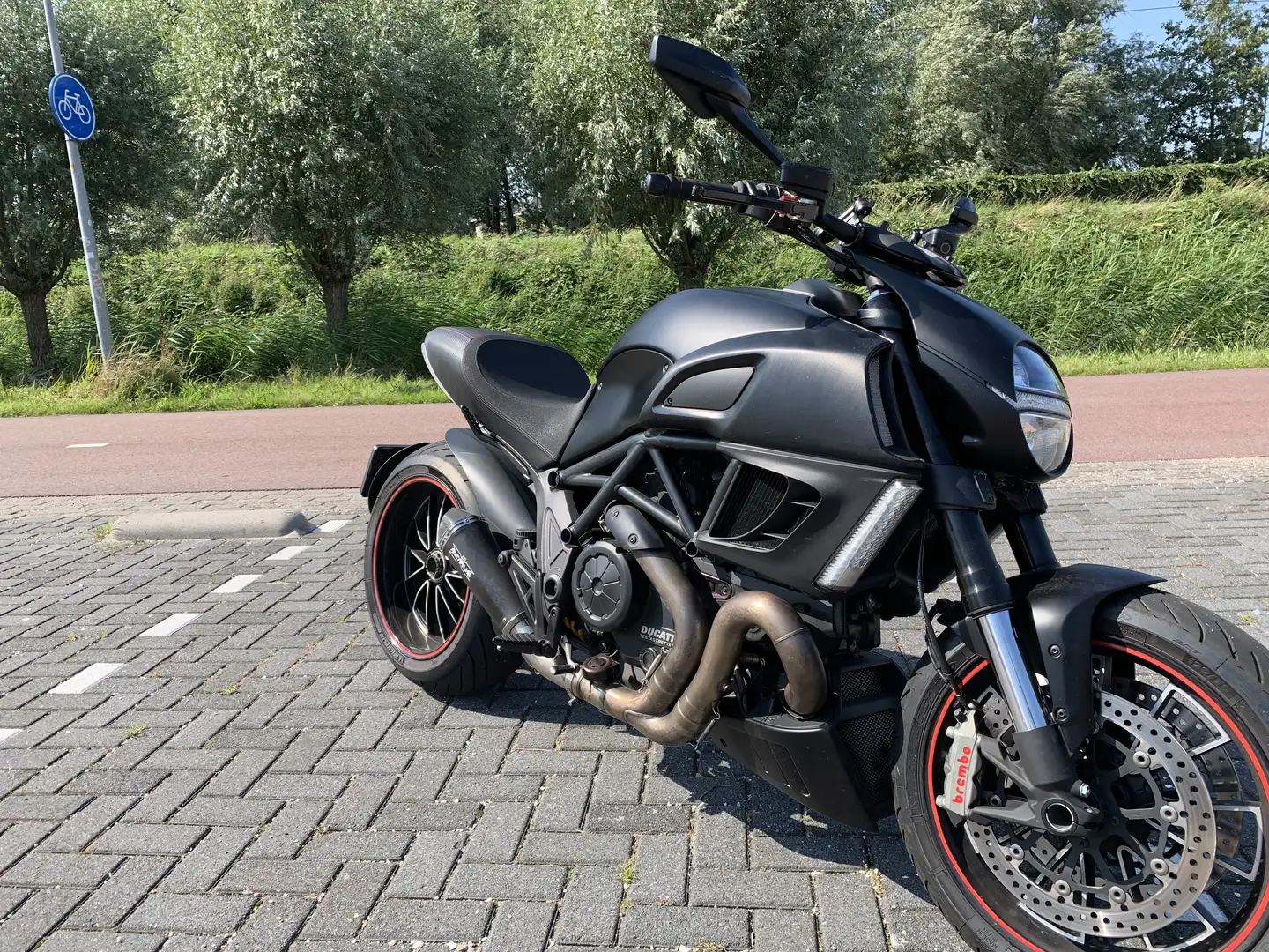 Ducati Diavel Diavel ABS Full Black Zwart - 1
