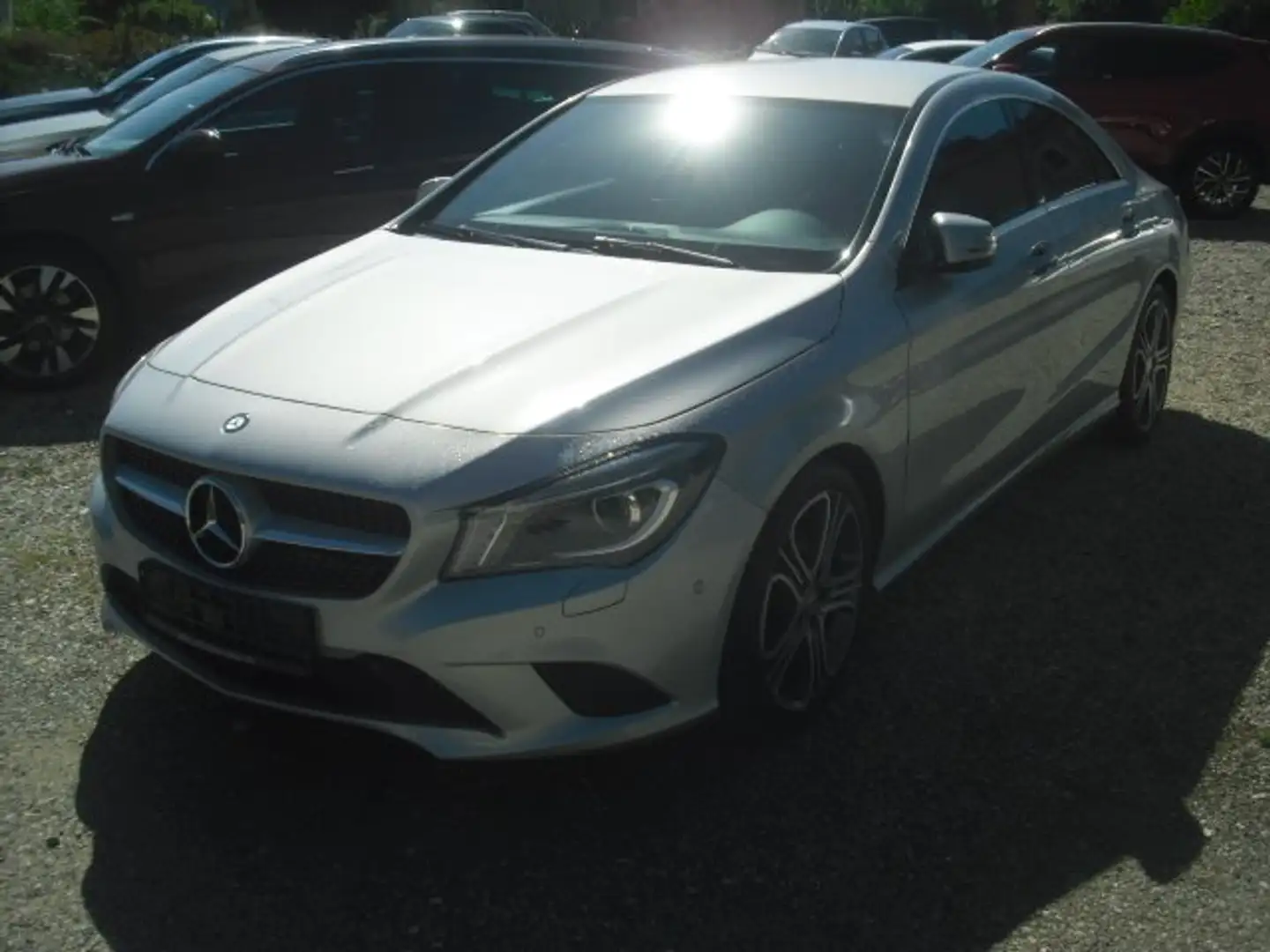 Mercedes-Benz CLA 180 CLA 180 (117.342) Gris - 1