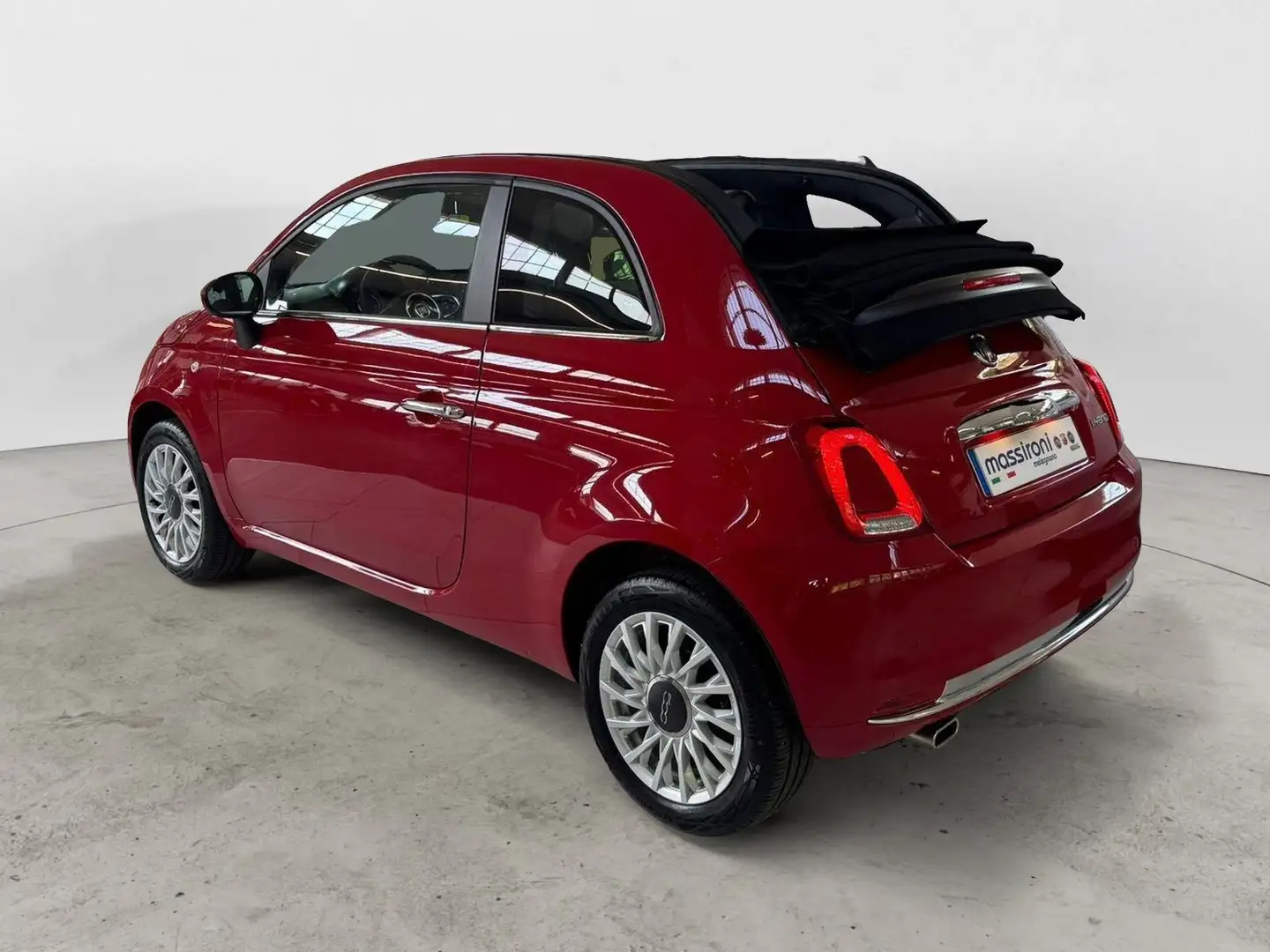 Fiat 500C 1.0 Hybrid Dolcevita Rouge - 2