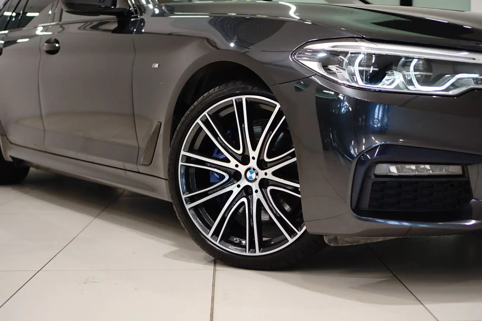 BMW 530 d M-PAKET|HUD|ACC|360°|MEMO|PANO|H&K|STANDHZ| Grau - 2