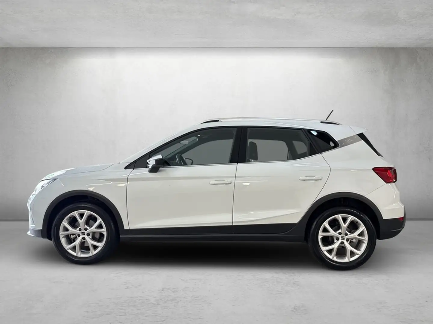 SEAT Arona 1.0 TSI DSG FR *LED*Navi* Weiß - 2