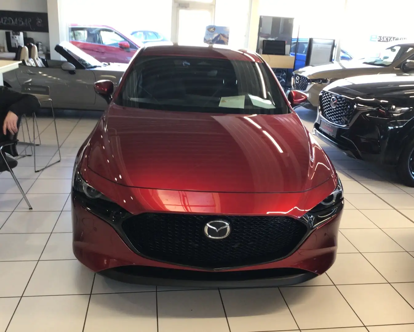 Mazda 3 2.5L e-SKYACTIV G 140ps Rojo - 1