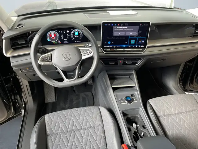 Volkswagen Tayron view 8