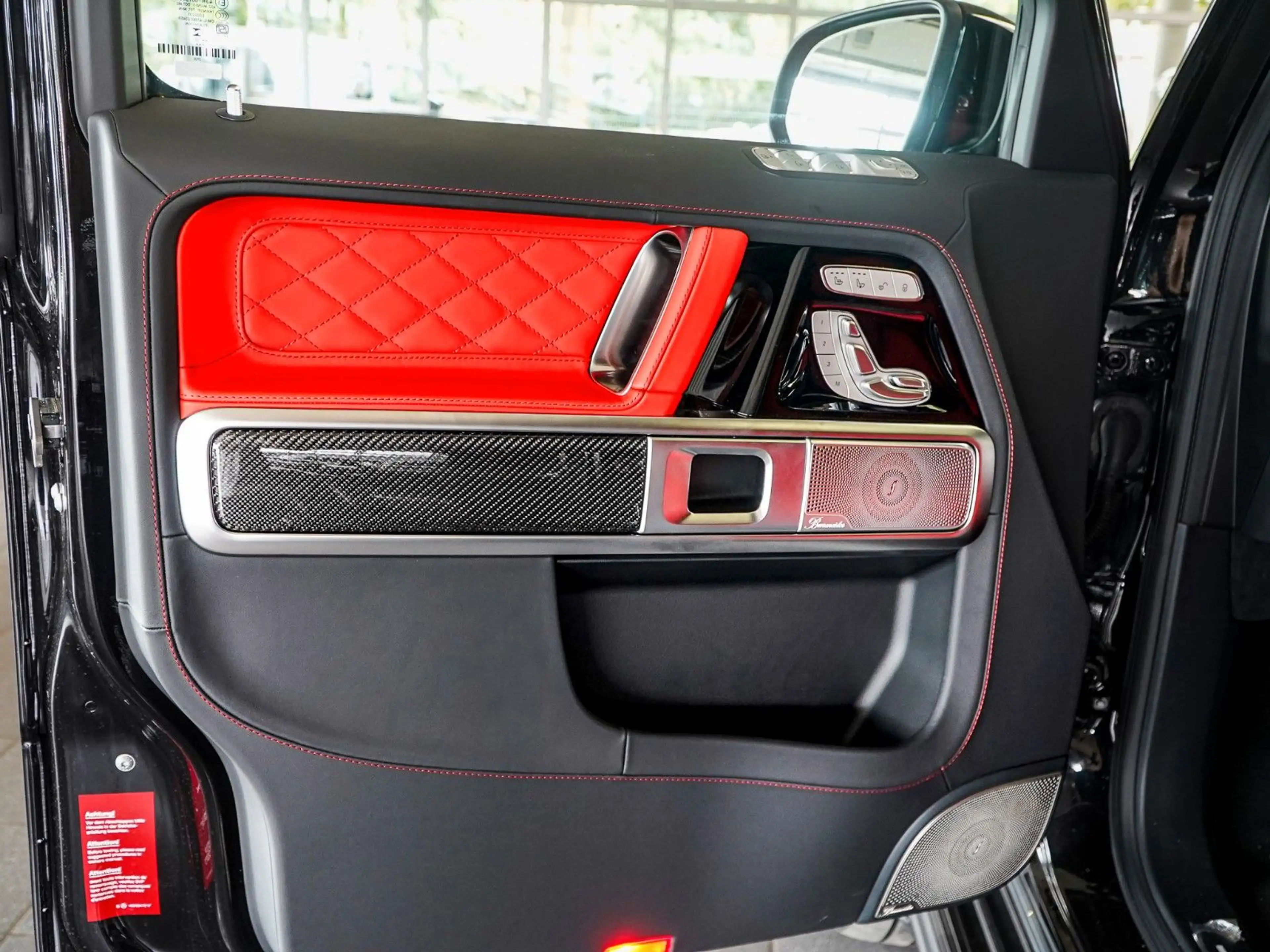 Mercedes-Benz G 63 AMG Manufaktur Entertainment Technik — photo 10