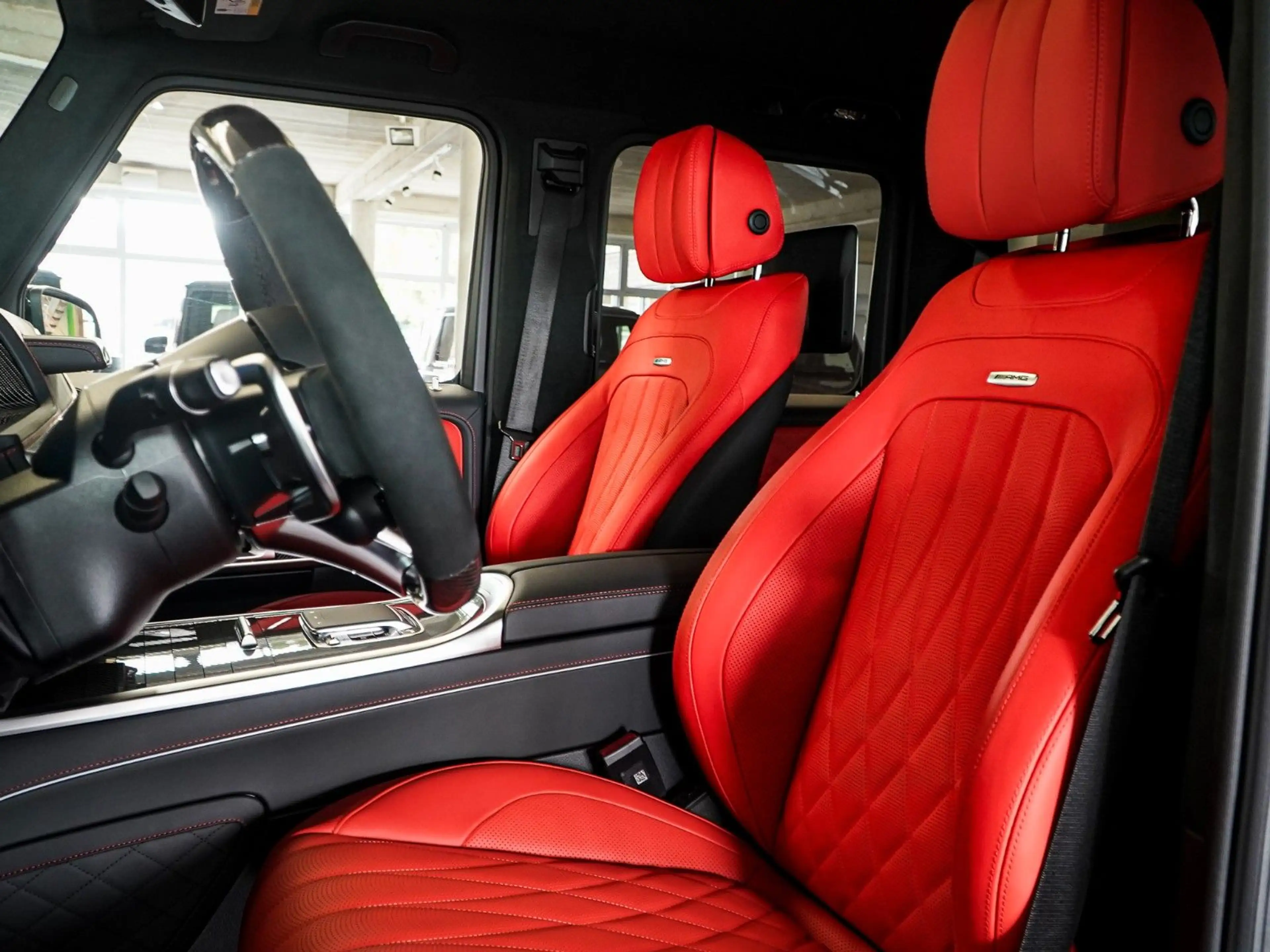 Mercedes-Benz G 63 AMG Manufaktur Entertainment Technik — photo 13