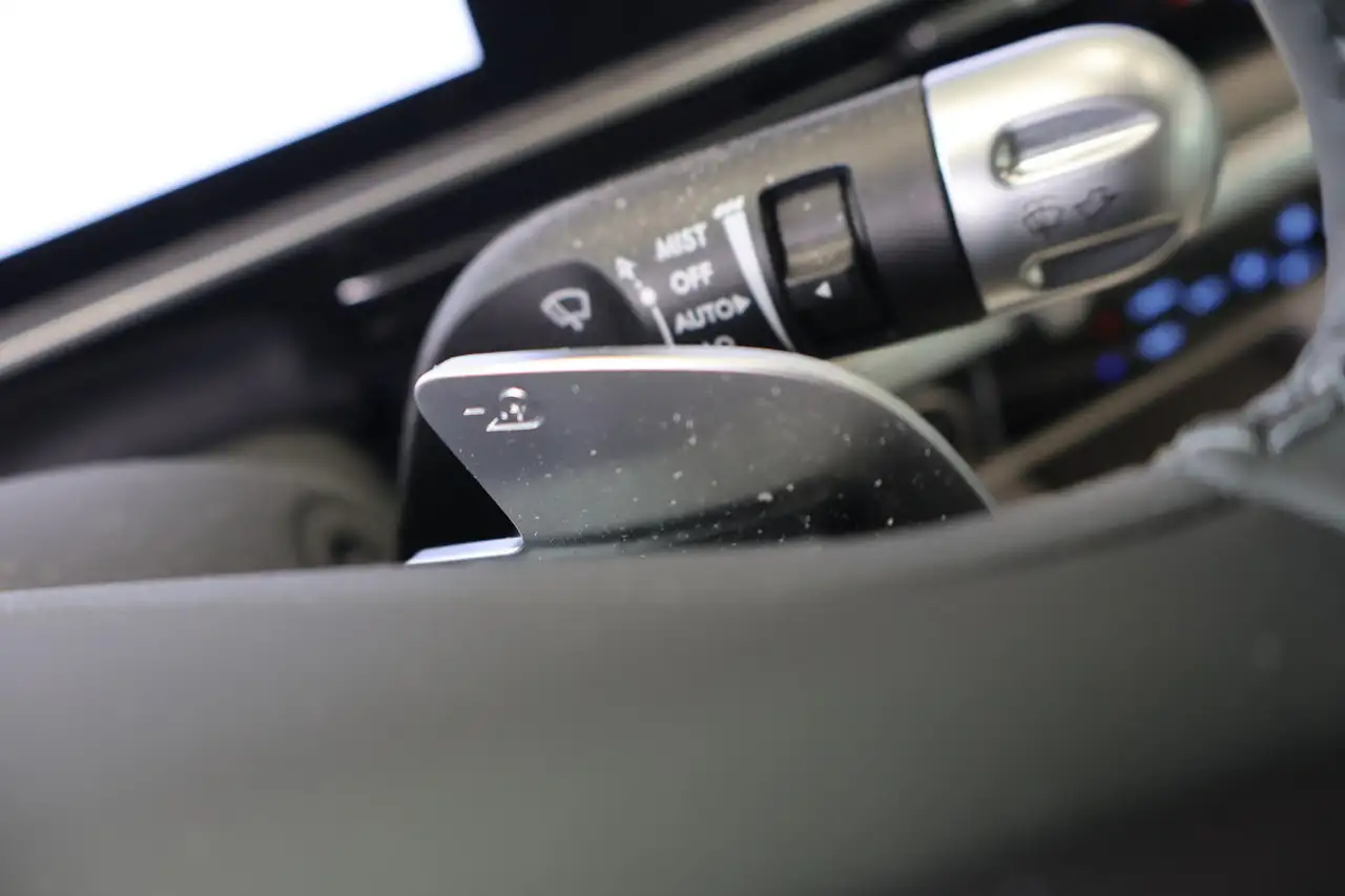 Hyundai IONIQ 6 снимка Hyundai IONIQ 6