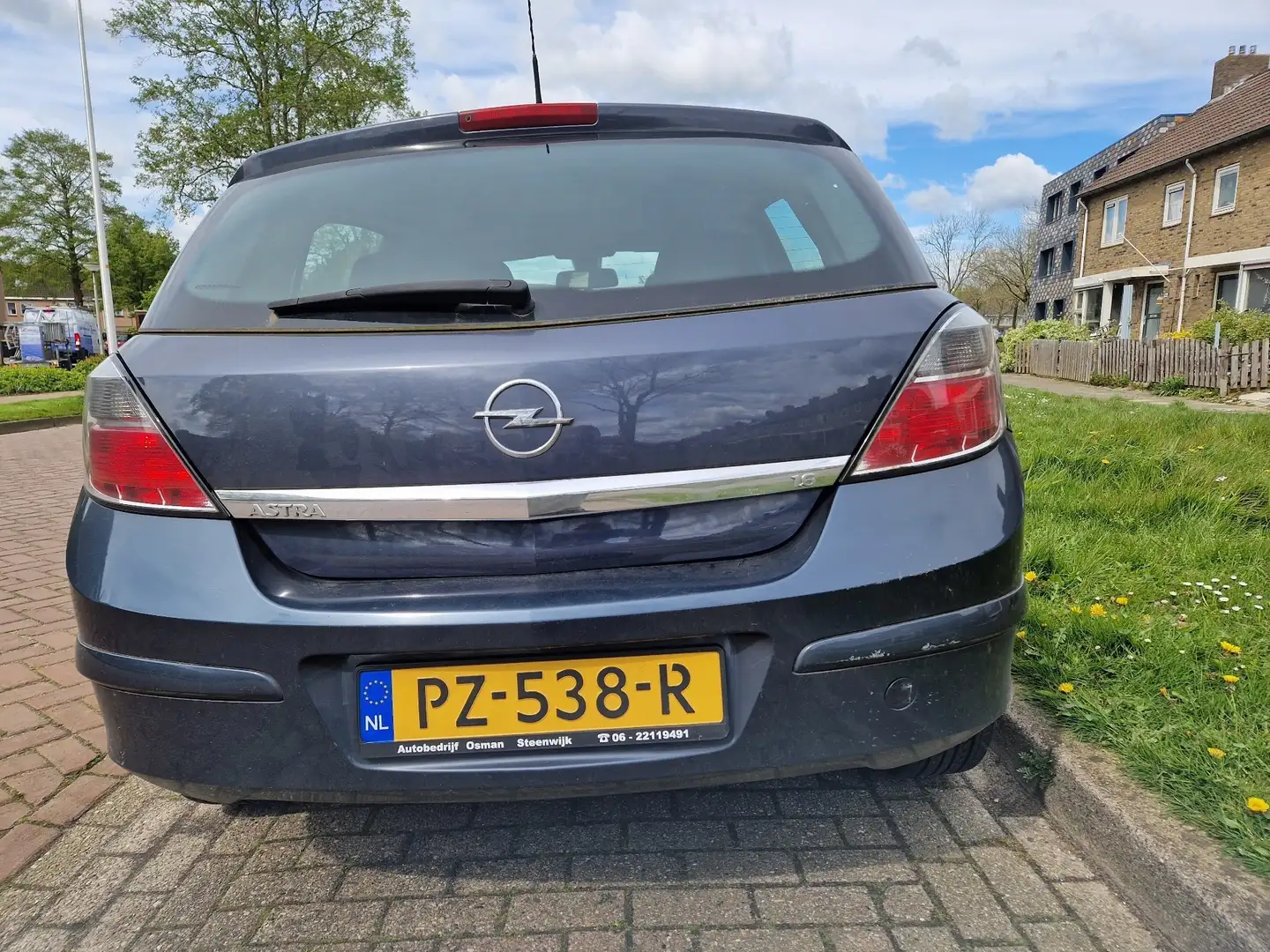 Opel Astra 1.6 Essentia Bruin - 2