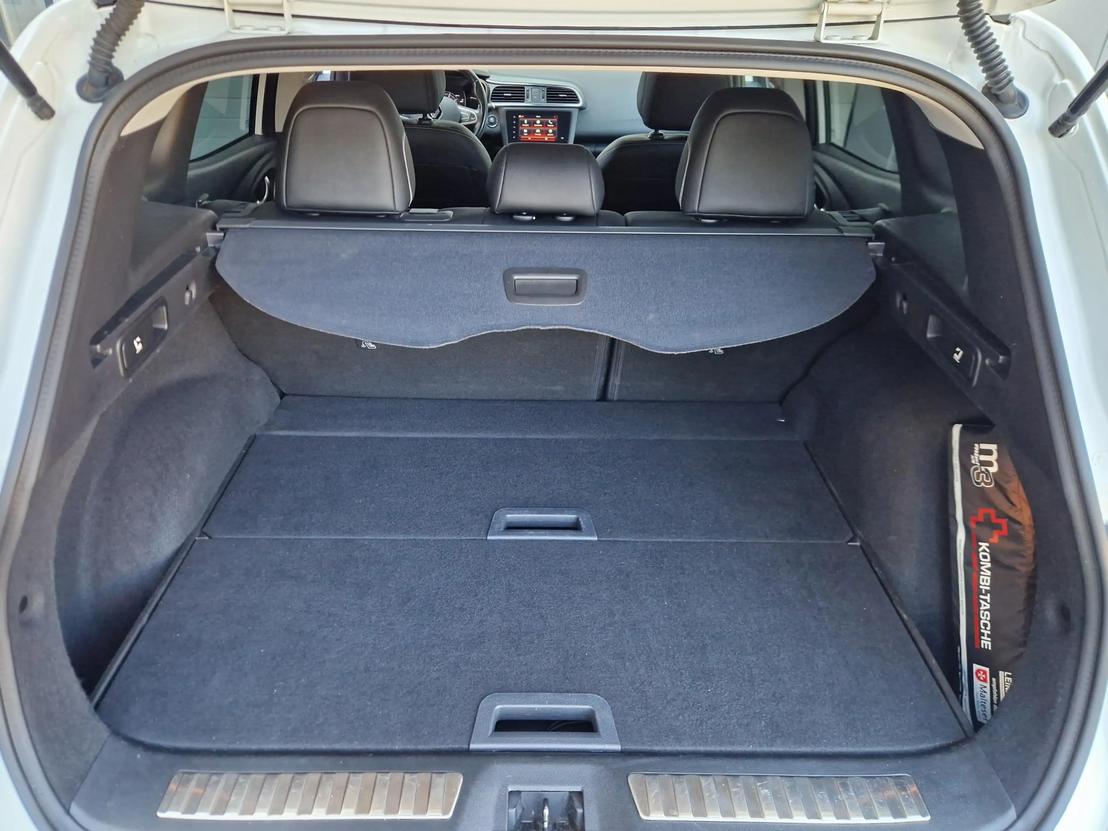 Renault Kadjar 1.3 TCe Black Edition Rijklaar|Carplay|LED|Winterp — photo 12