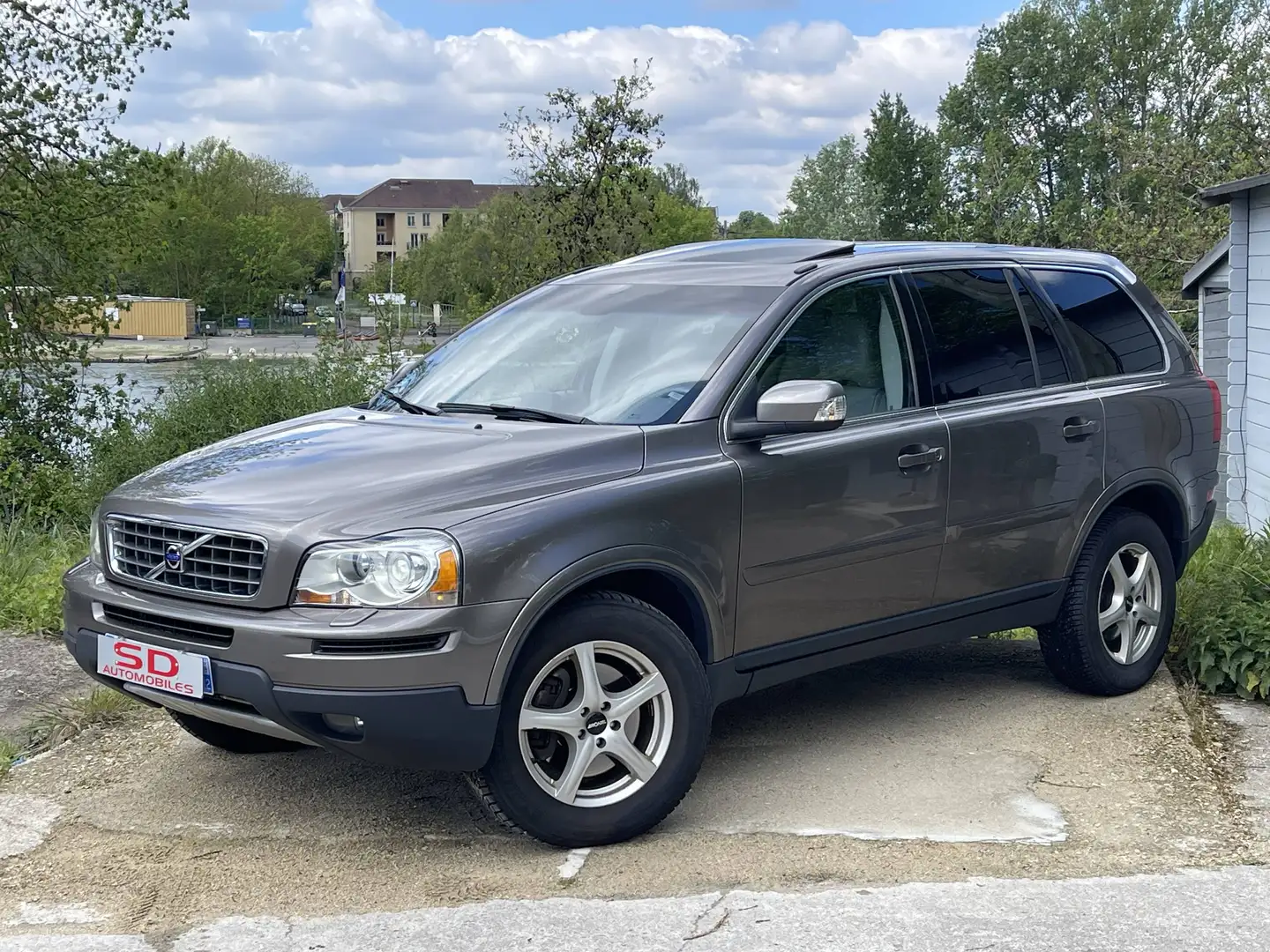 Volvo XC90 D5 185ch FAP Xenium Geartronic 7 places Barna - 1