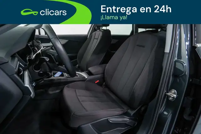 Audi A4 view 14
