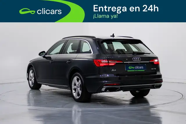 Audi A4 view 9
