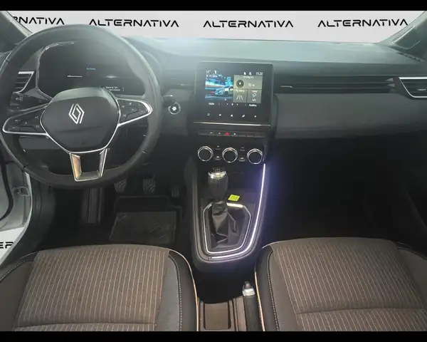 Renault Clio view 14