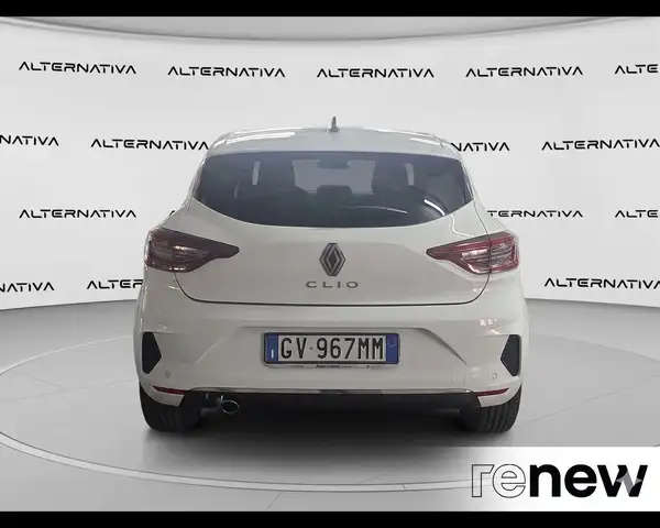 Renault Clio view 8