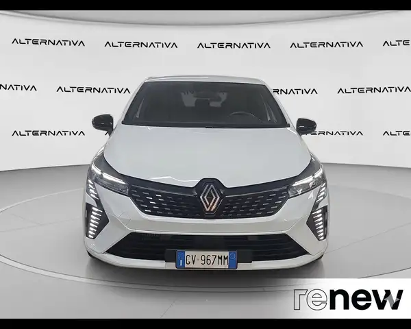 Renault Clio view 2