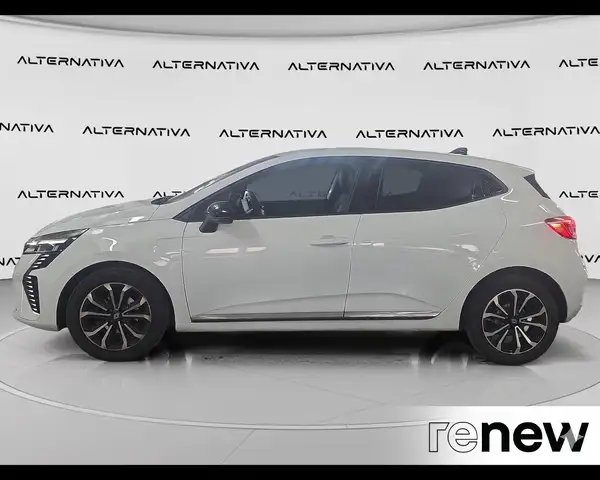 Renault Clio view 4