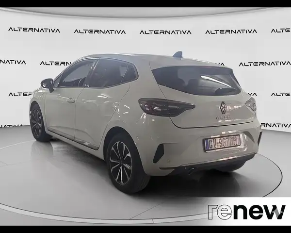 Renault Clio view 7
