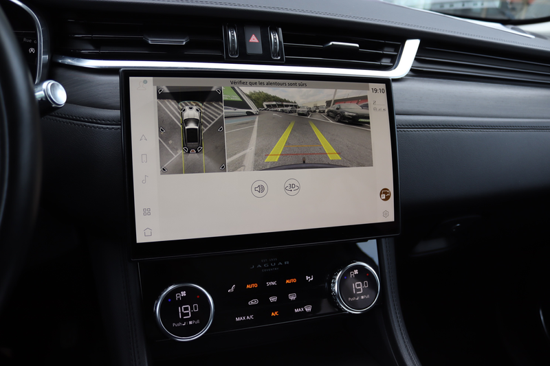 Jaguar F-Pace D165 AWD SE TOIT PANO FACELIFT FULL OPTIONS — photo 13