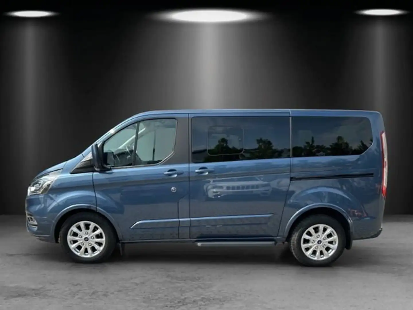 Ford Transit Tourneo Kombi Titanium 2.0 TDCi 320 L1 T Синій - 2