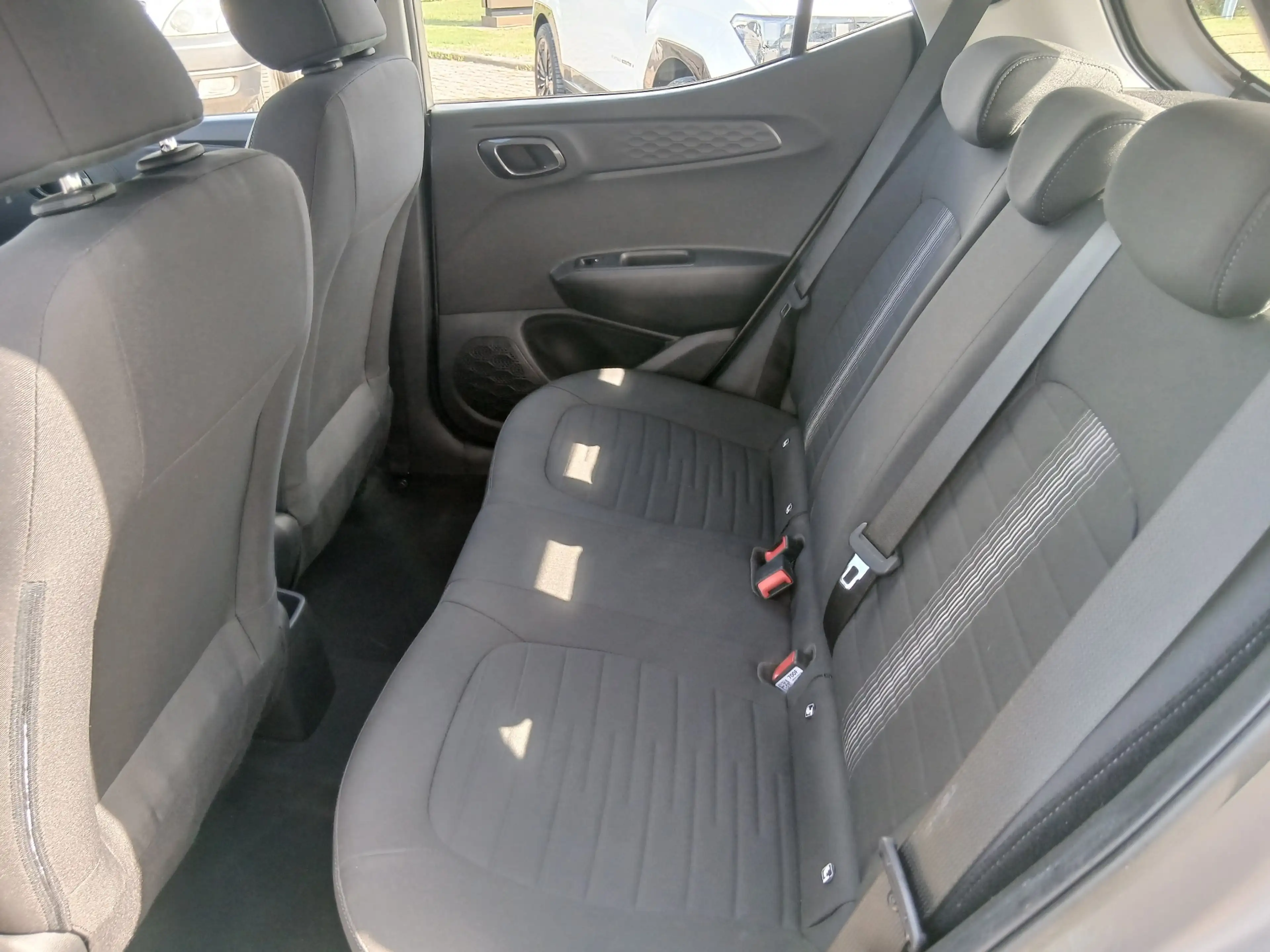 Hyundai i10 i10 1.2 Automatik Trend — photo 14