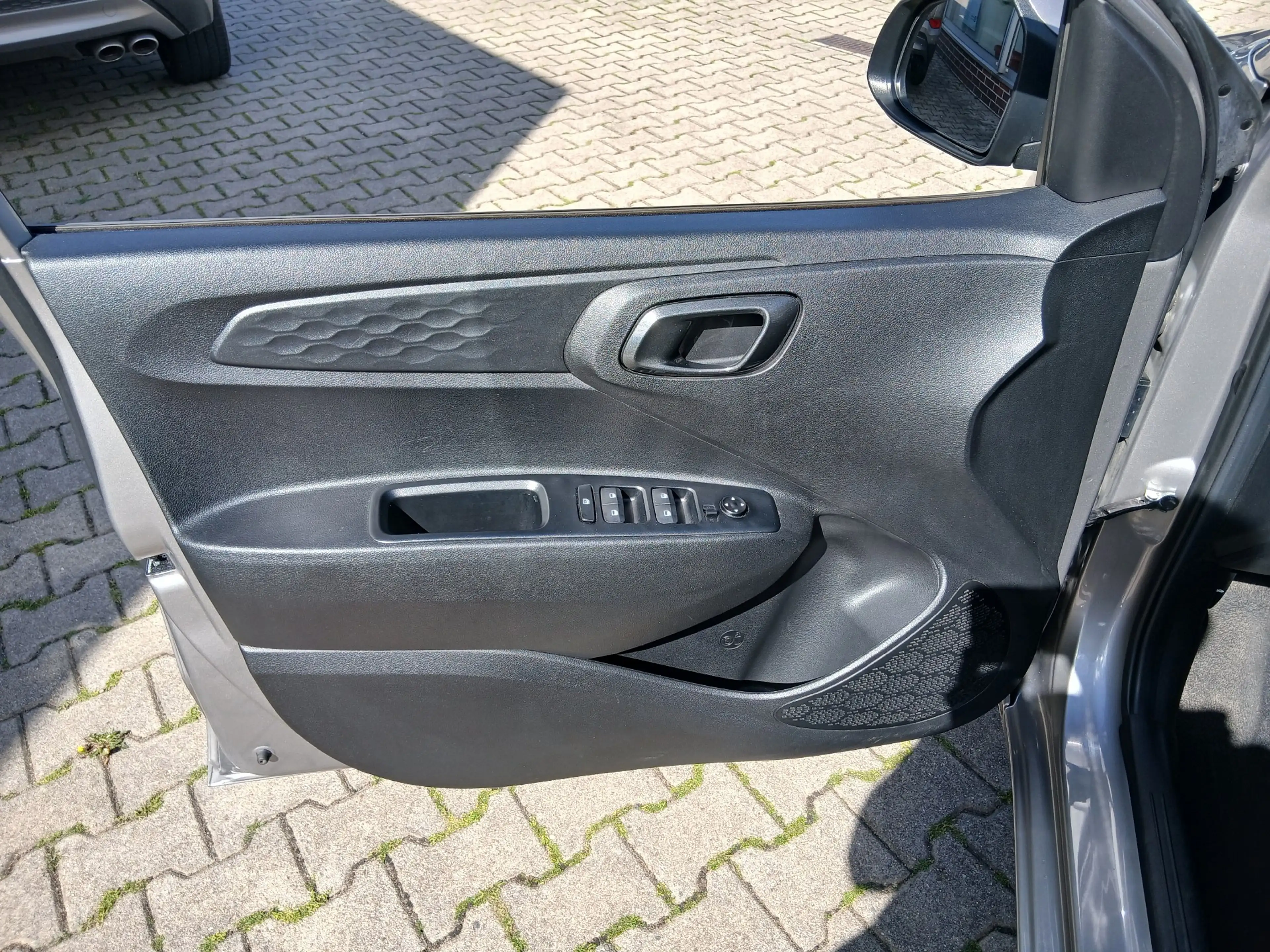 Hyundai i10 i10 1.2 Automatik Trend — photo 9