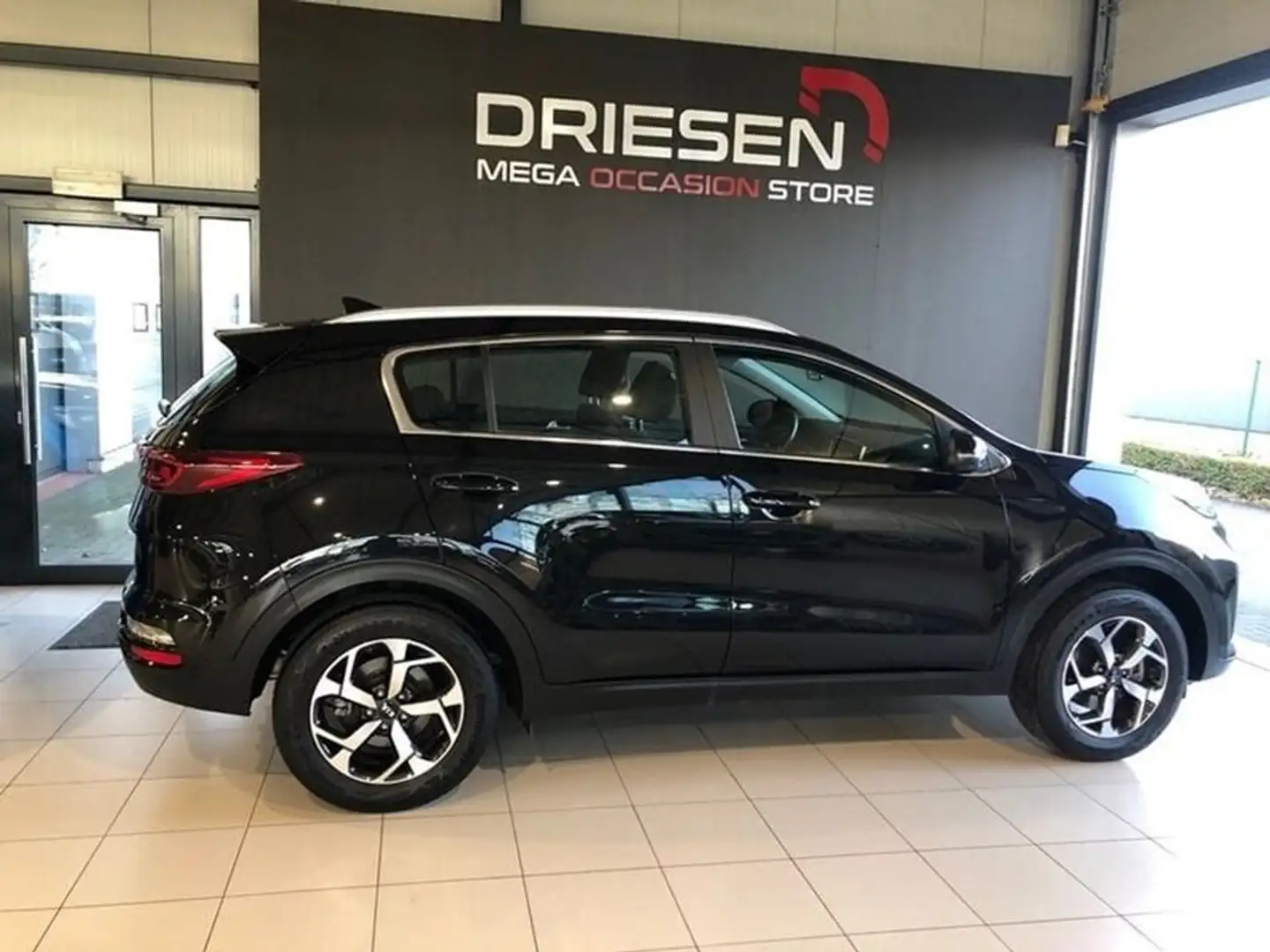 Kia Sportage 1.6i 132 PK SLECHTS 9508 KM !!!! BIJ DRIESEN IN Negro - 1