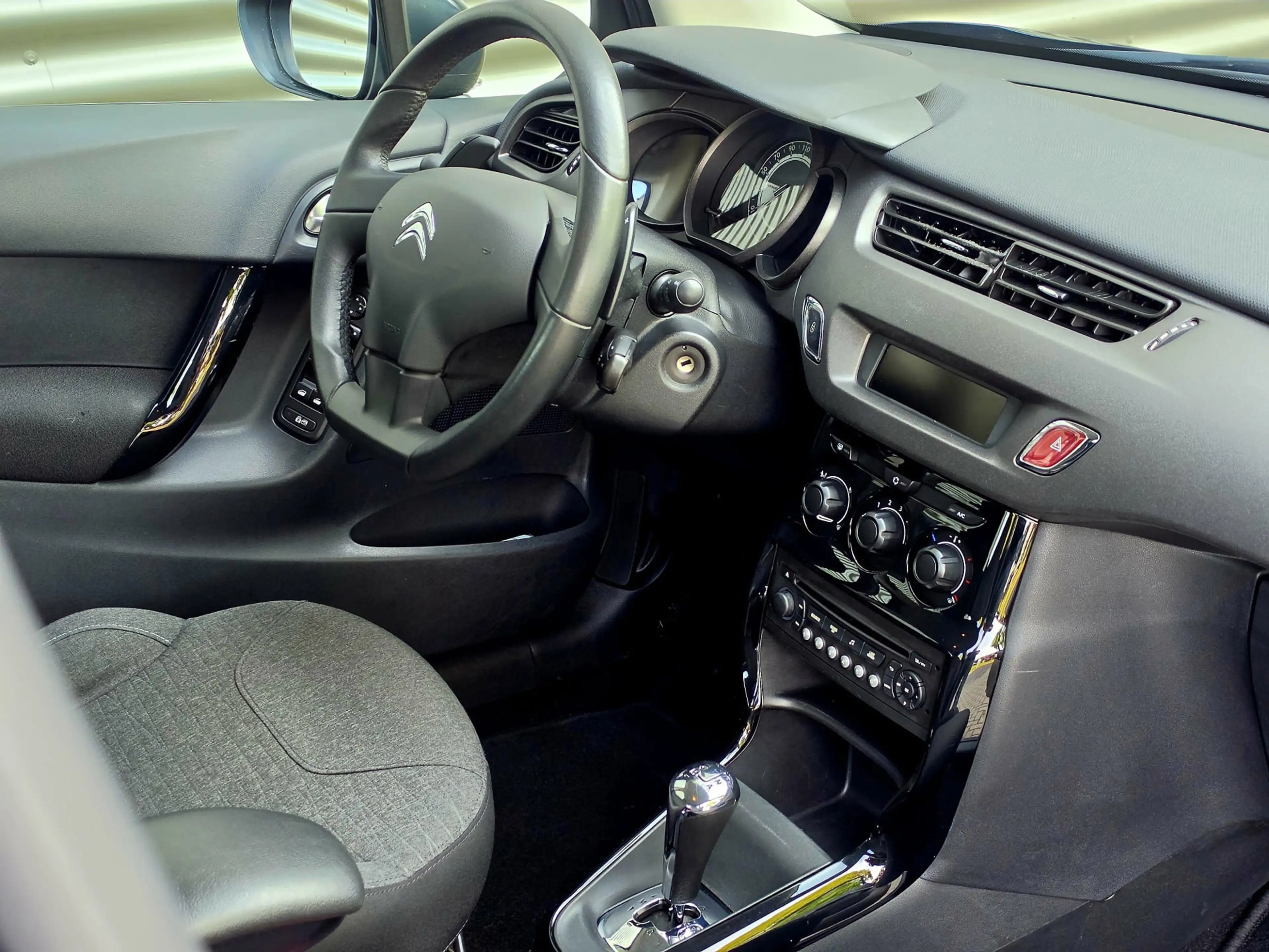Citroen C3 1.2 Collection / Automaat / Revisie motor / Trekha — photo 7