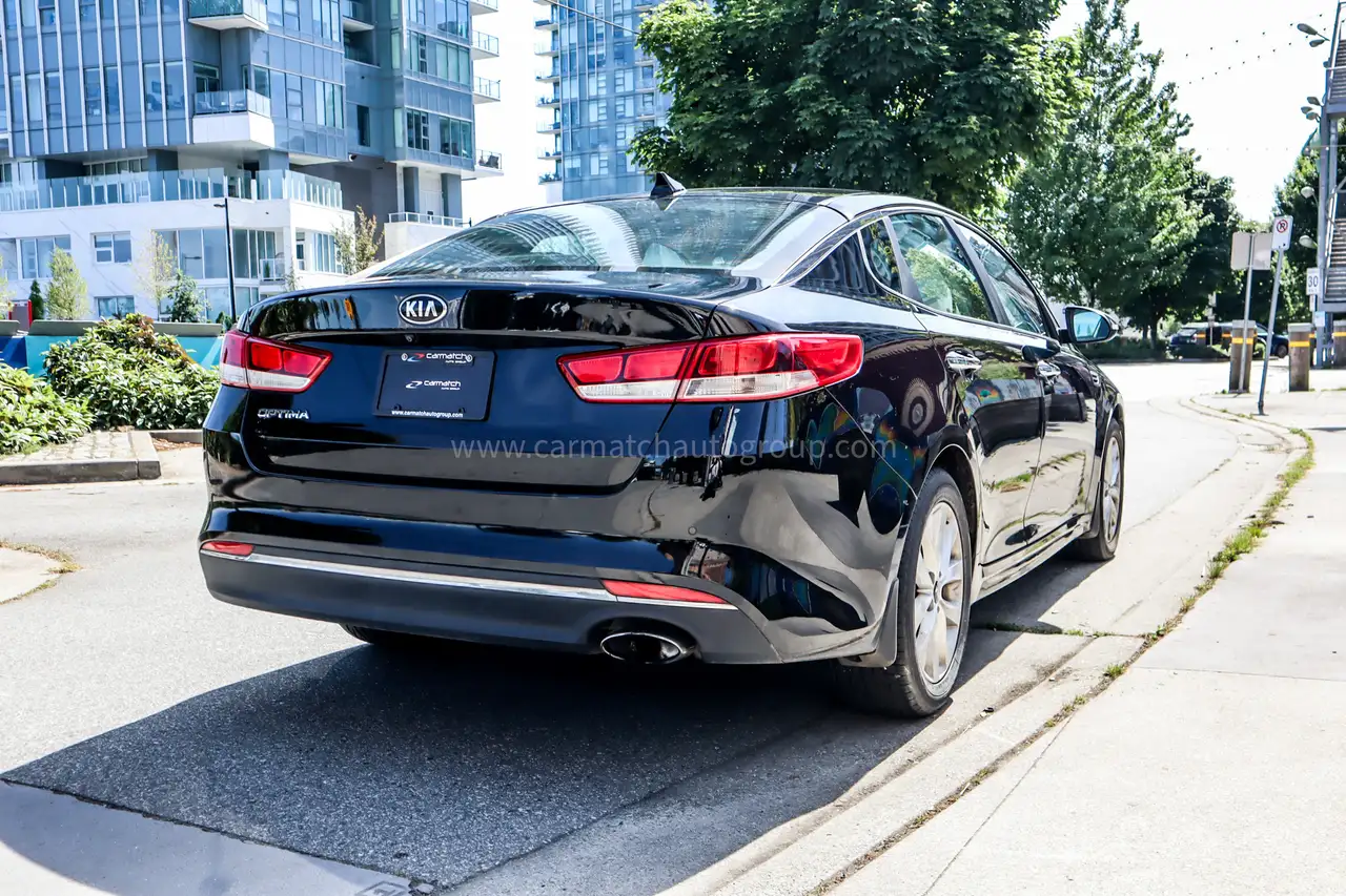 Kia Optima photo Kia Optima