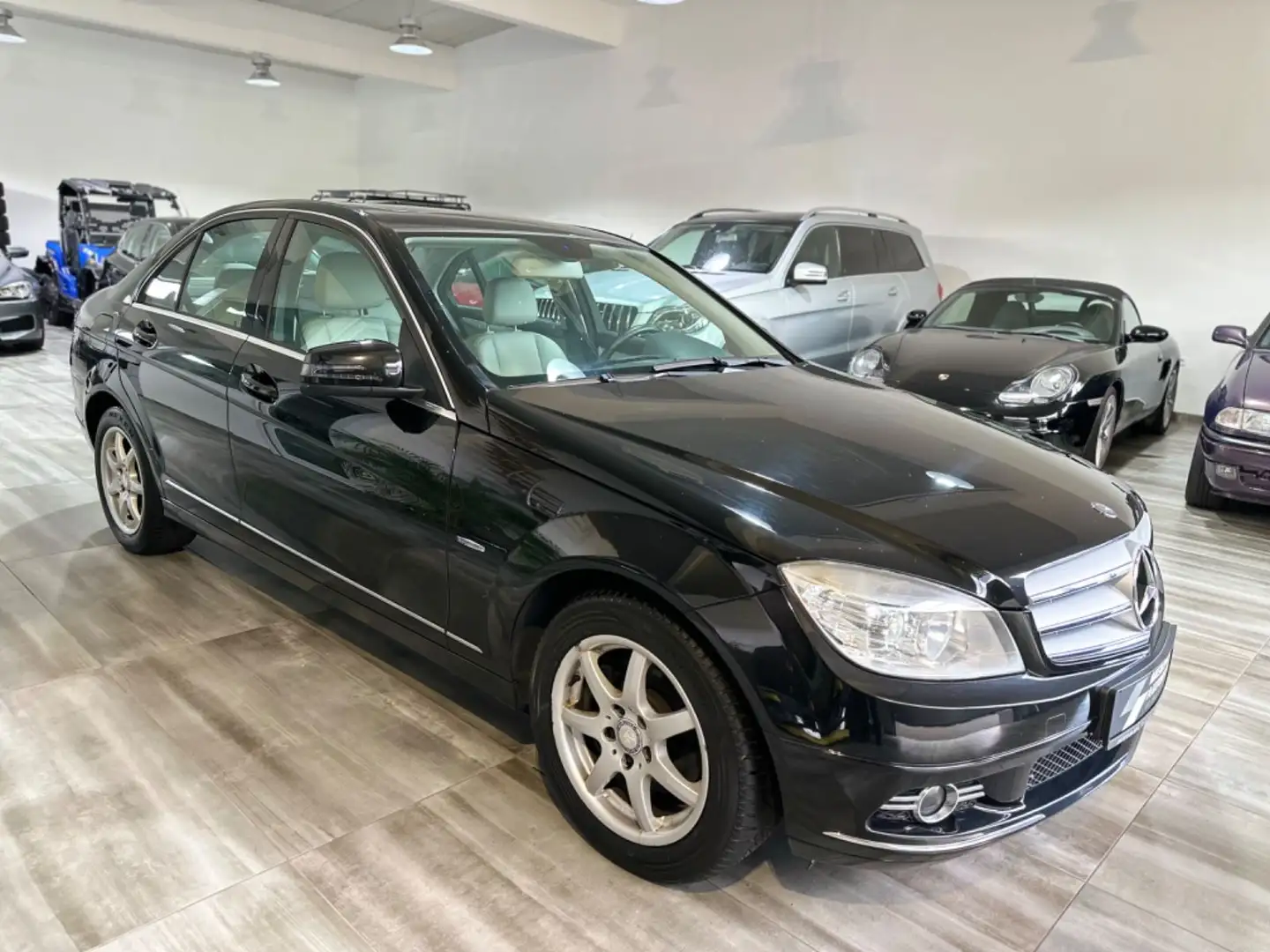 Mercedes-Benz C 200 CGI Lim. *Schiebedach*Tempomat*Leder*SHZ* Schwarz - 2